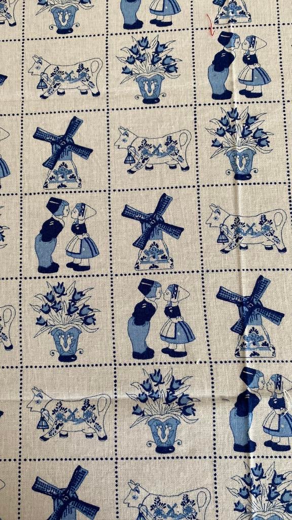 Oud hollandse stof in blauw-wit, Hobby en Vrije tijd, Stoffen en Lappen, 120 cm of meer, Ophalen of Verzenden, Zo goed als nieuw