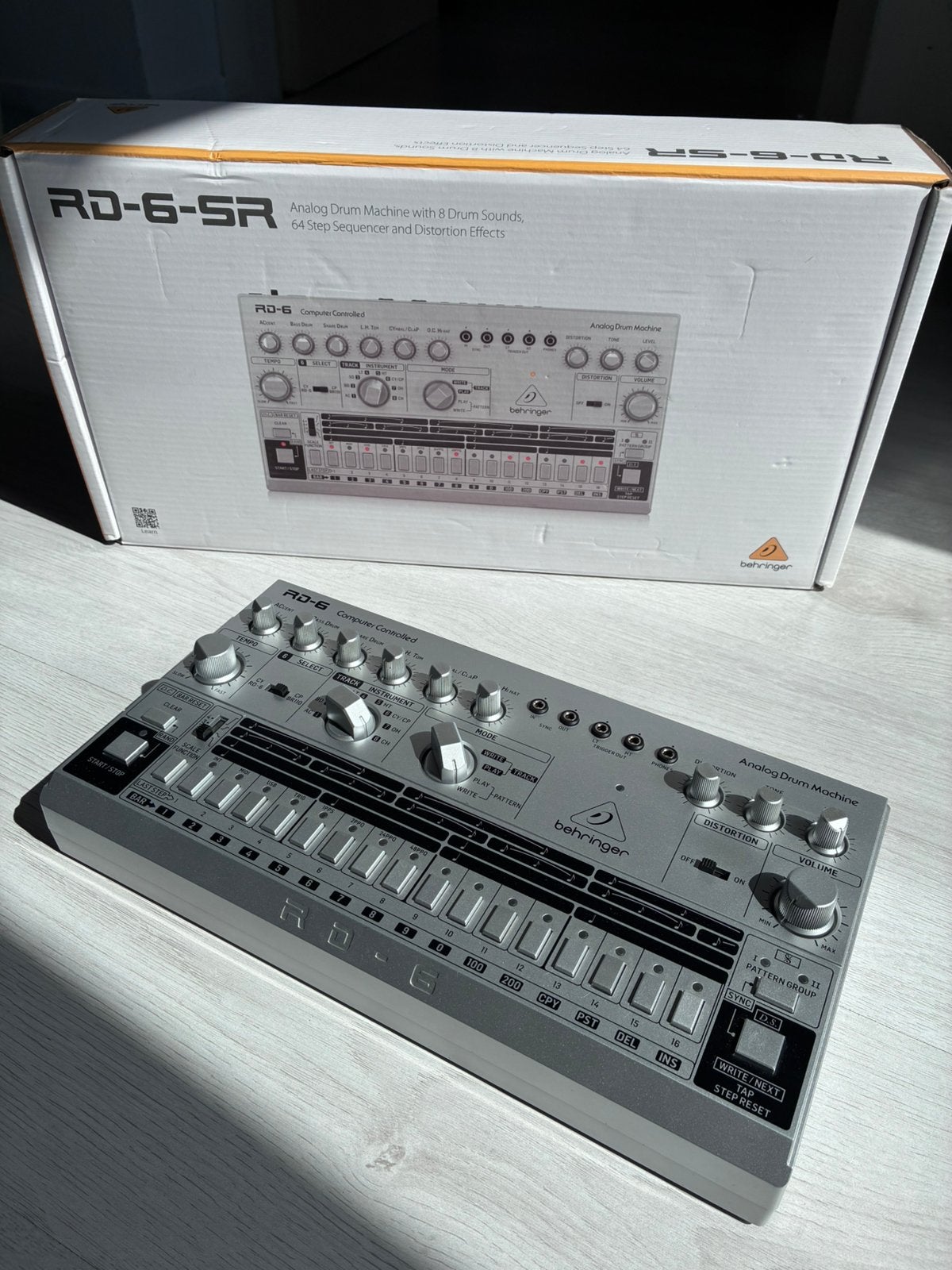 Behringer rd-6  SR drumcomputer, Ophalen, Zo goed als nieuw, Overige aantallen, Overige merken