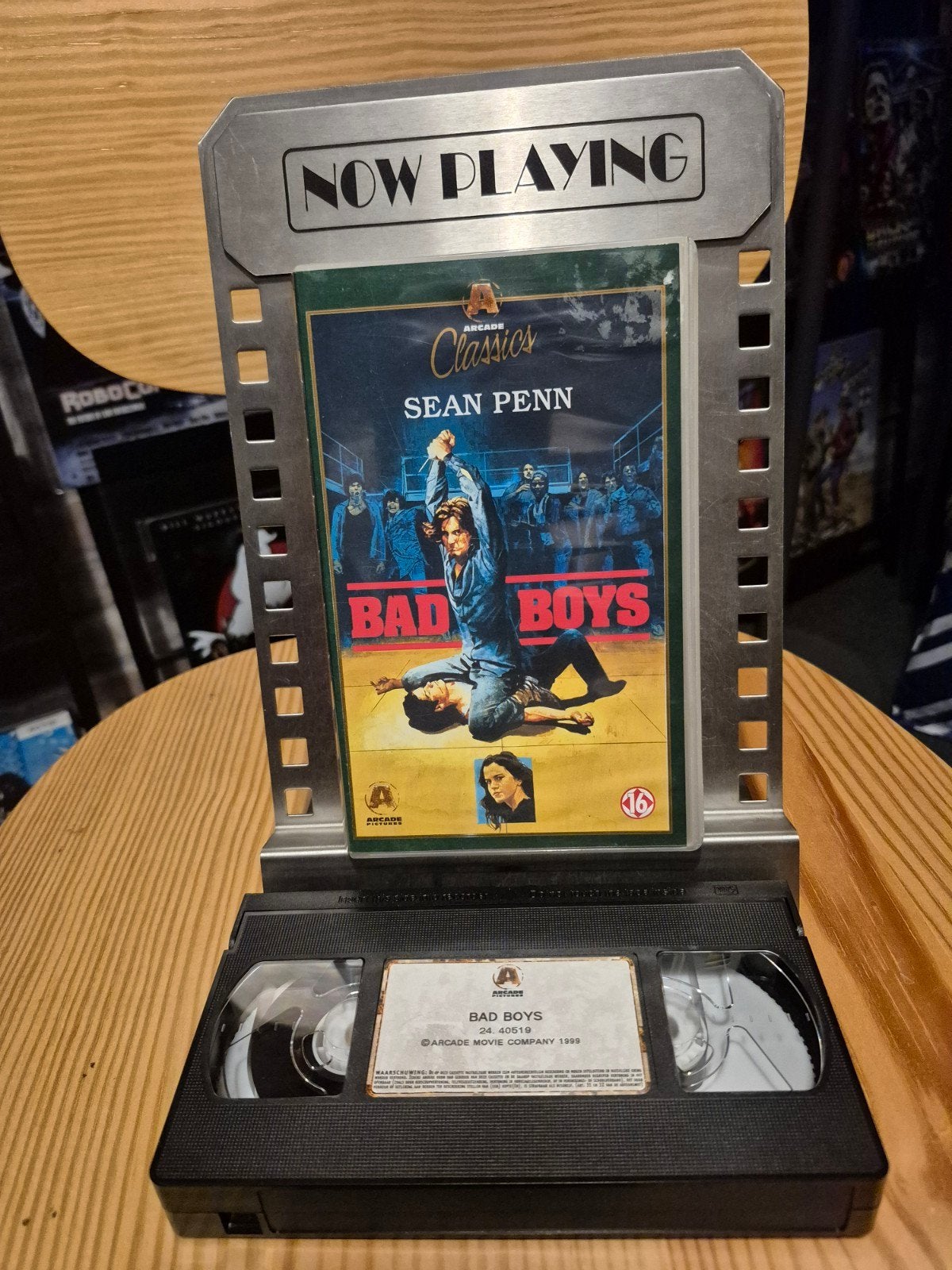 Bad Boys VHS met Sean Penn - Nederlands ondertiteld, Nederlands ondertiteld, Vanaf 16 jaar, Ophalen of Verzenden, Thrillers en Misdaad