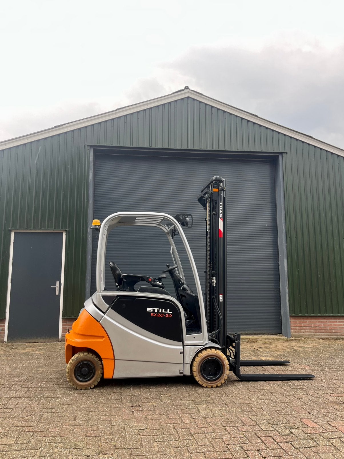 Still RX20-20 P - accu 2019 - NIEUWSTAAT!!!, Zakelijke goederen, Machines en Bouw | Heftrucks en Intern transport, Ophalen, Heftruck
