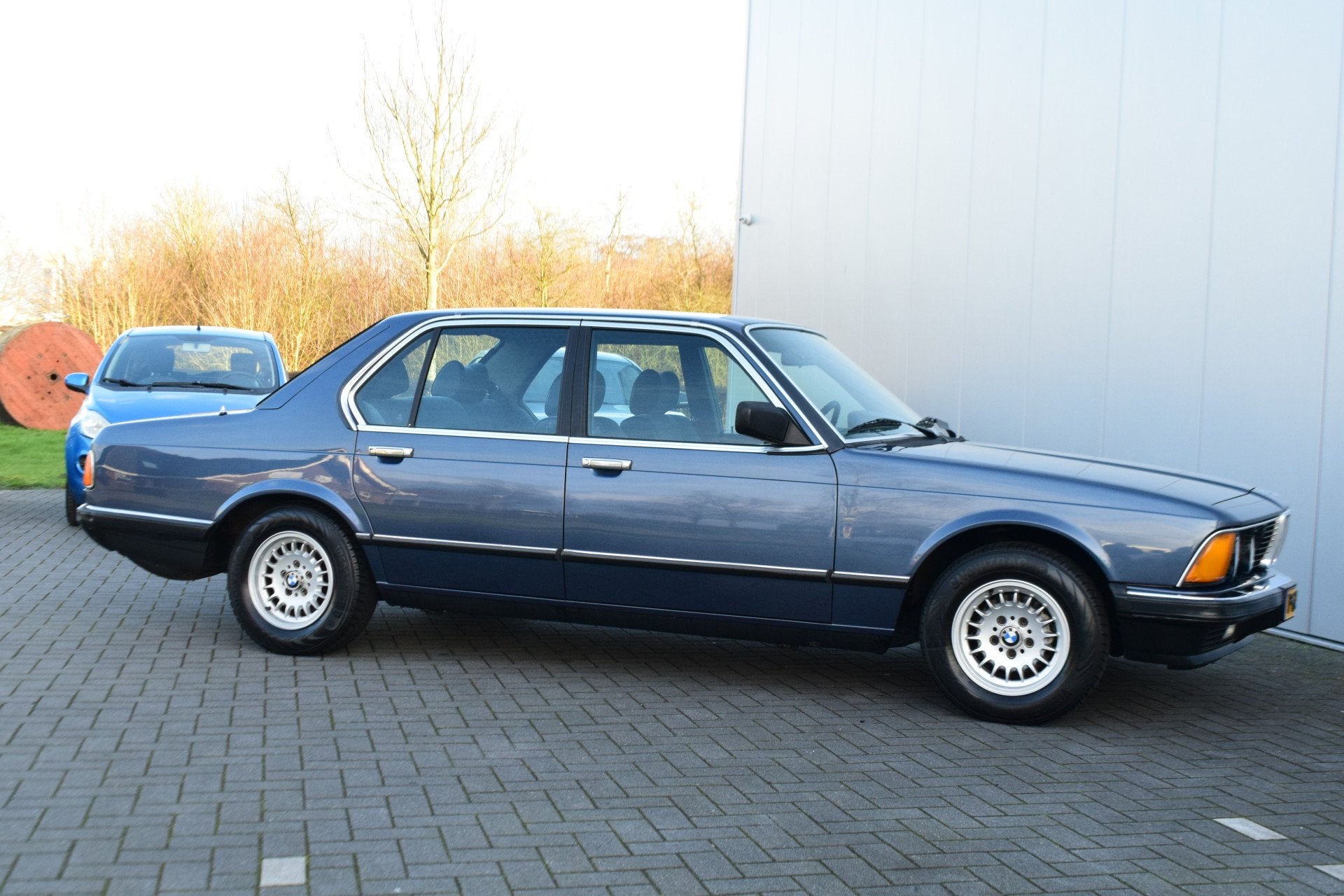 BMW 7 Serie 728i Automaat Arktisblau-Metallic (bj 1986), foto 9