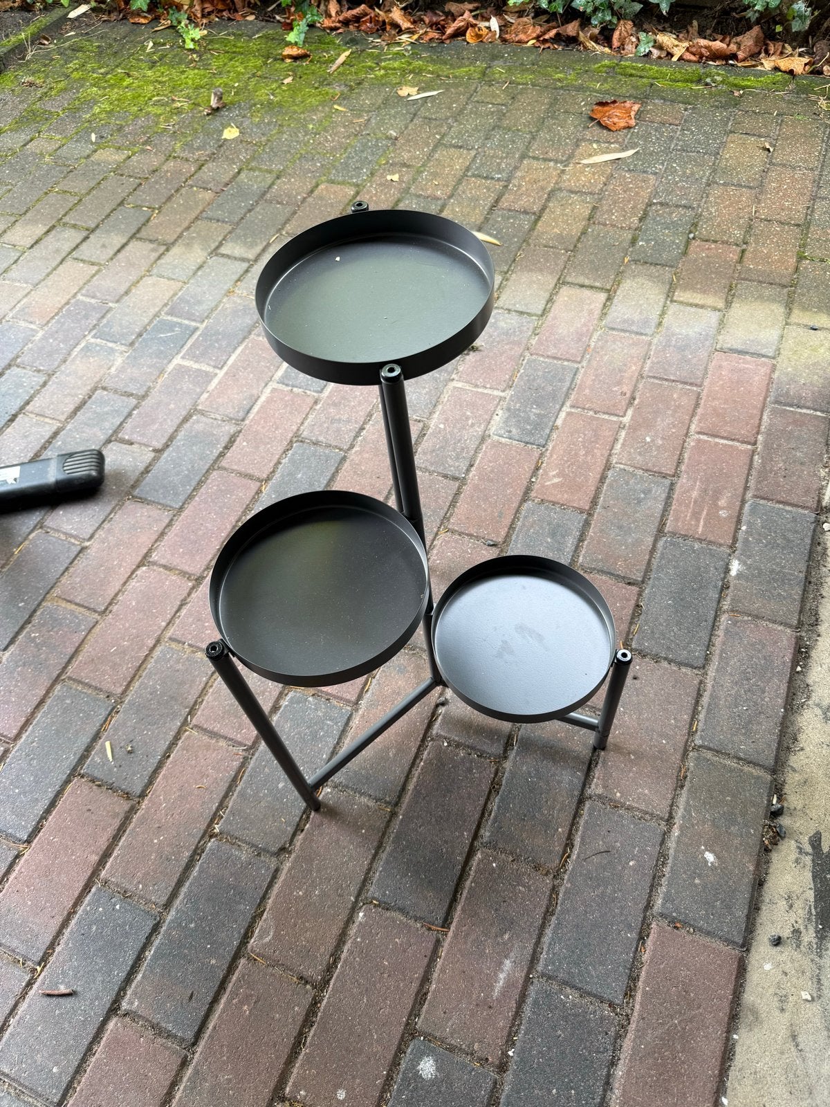Zwart metalen plantenstandaard met 3 etages, Ophalen, Gebruikt, Minder dan 60 cm, Rond
