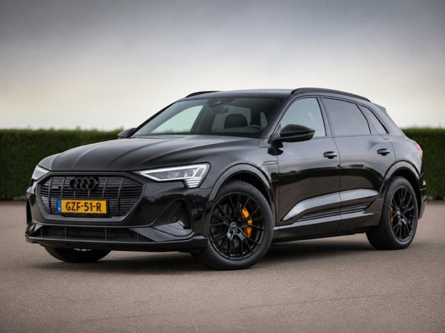 Audi e-tron 55 Quattro 360pk 2022 Zwart 3 x S-Line Black E., Auto's, Audi, Automaat, 1800 kg, Zwart, Elektrisch