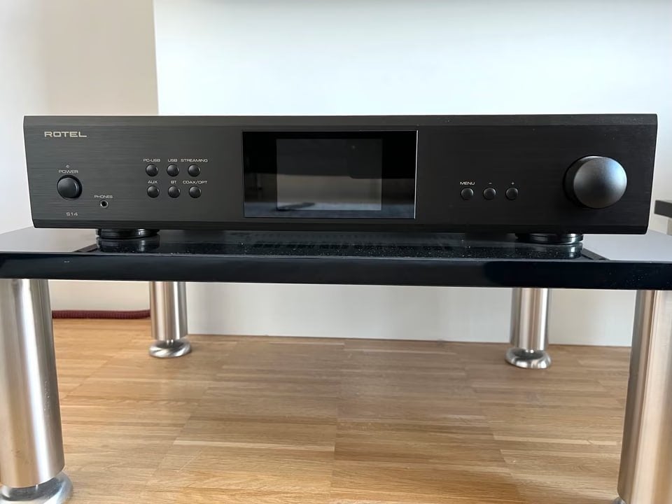 Rotel S14 Netwerk Streaming Versterker