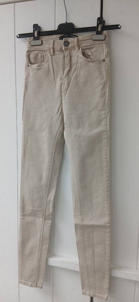 Broek Stradivarius - maat 32, Overige kleuren, Ophalen of Verzenden, Zo goed als nieuw, W27 (confectie 34) of kleiner