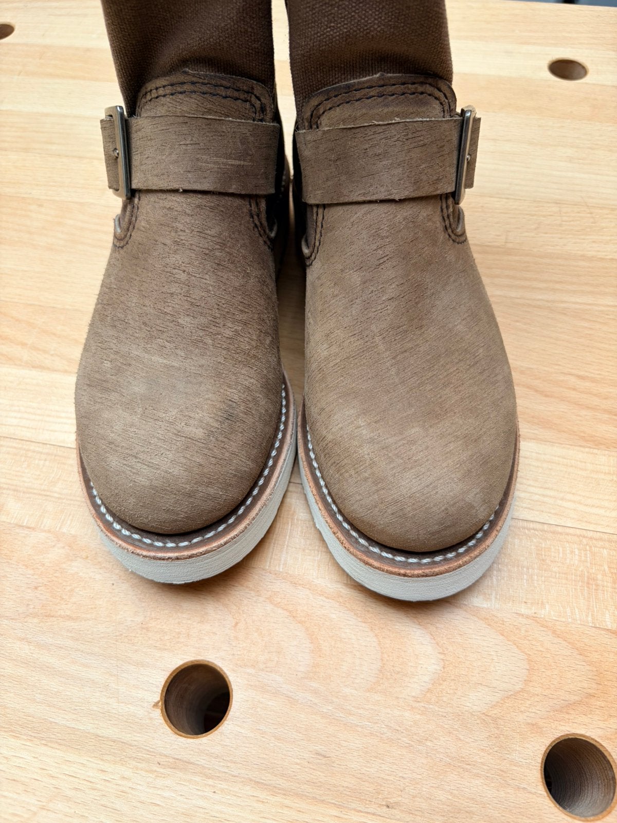 Red wing engineers 2977 size US 4,5  /. 36 EU, Hoge laarzen, Nieuw, Ophalen of Verzenden, Grijs
