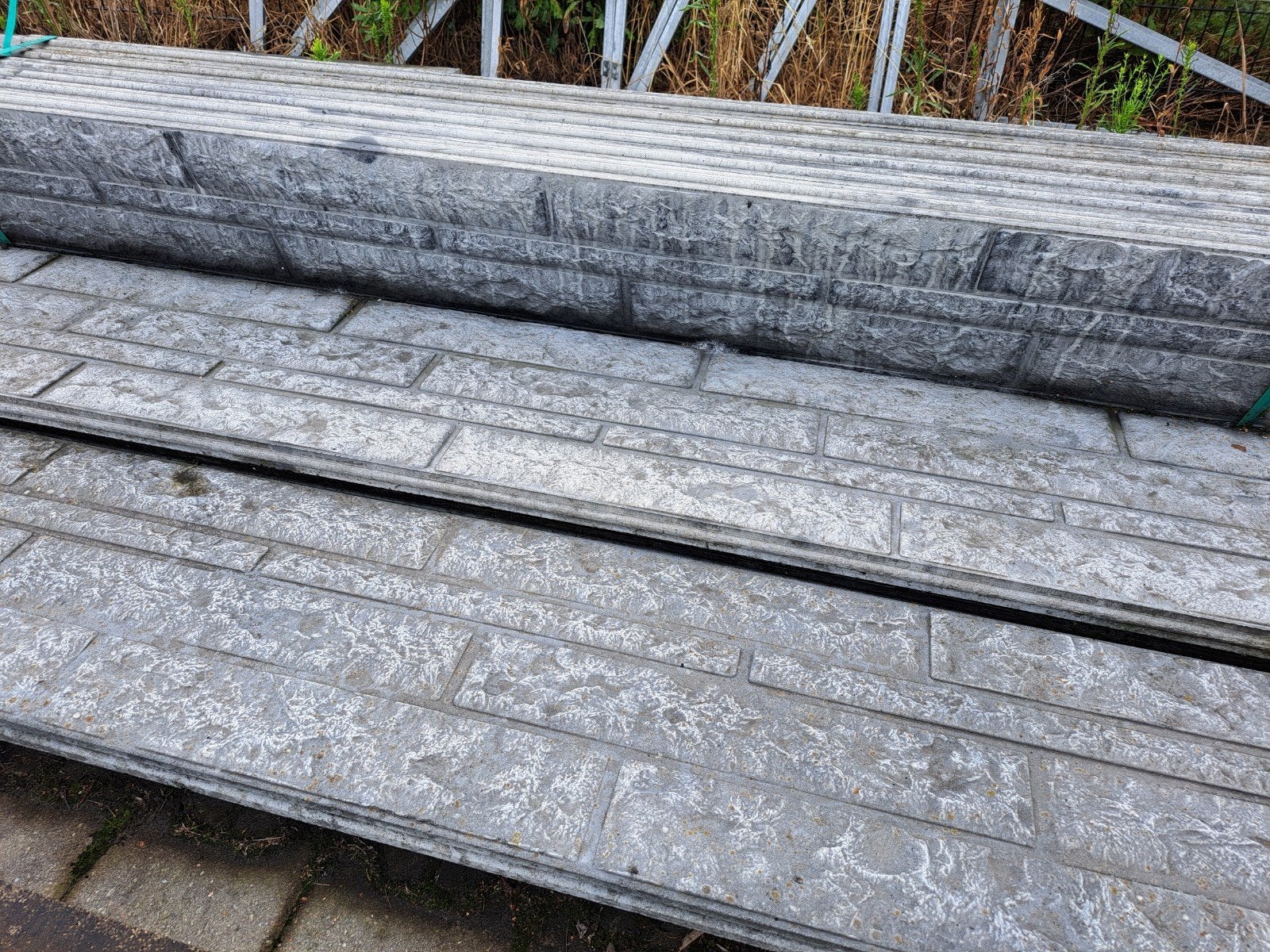 Onderplaten met rotsmotief, Ophalen, Overige materialen, X., 150 tot 200 cm
