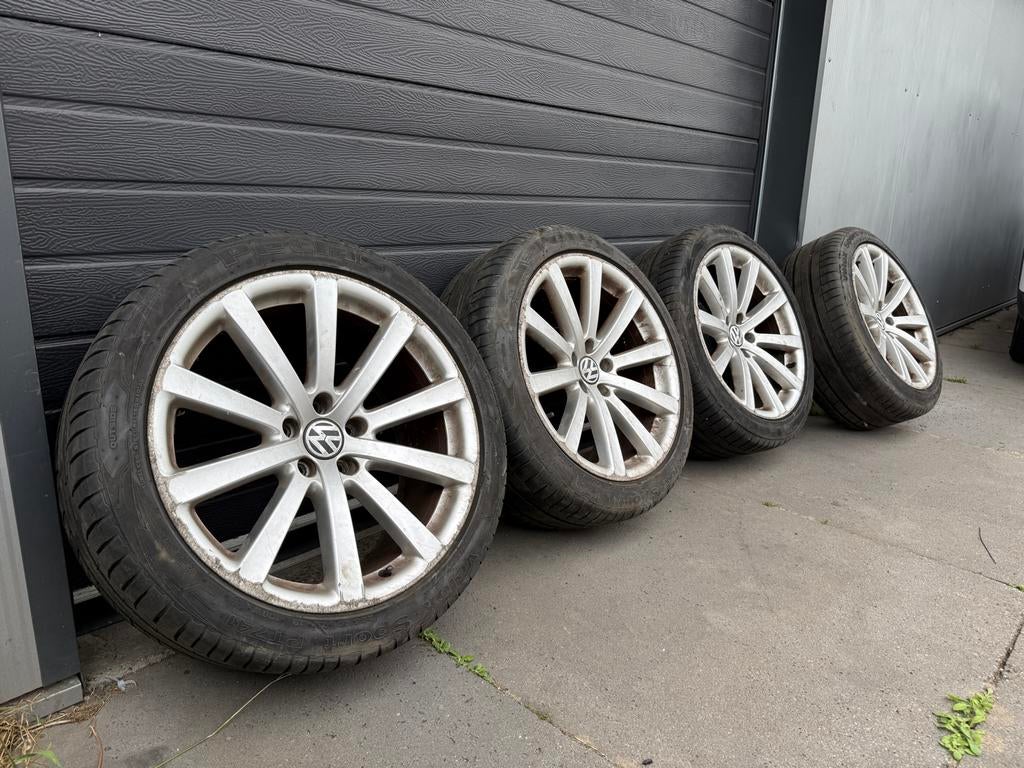 Volkswagen Tiguan velgen 19 inch, Gebruikt, Velg(en), 235 mm, Zomerbanden