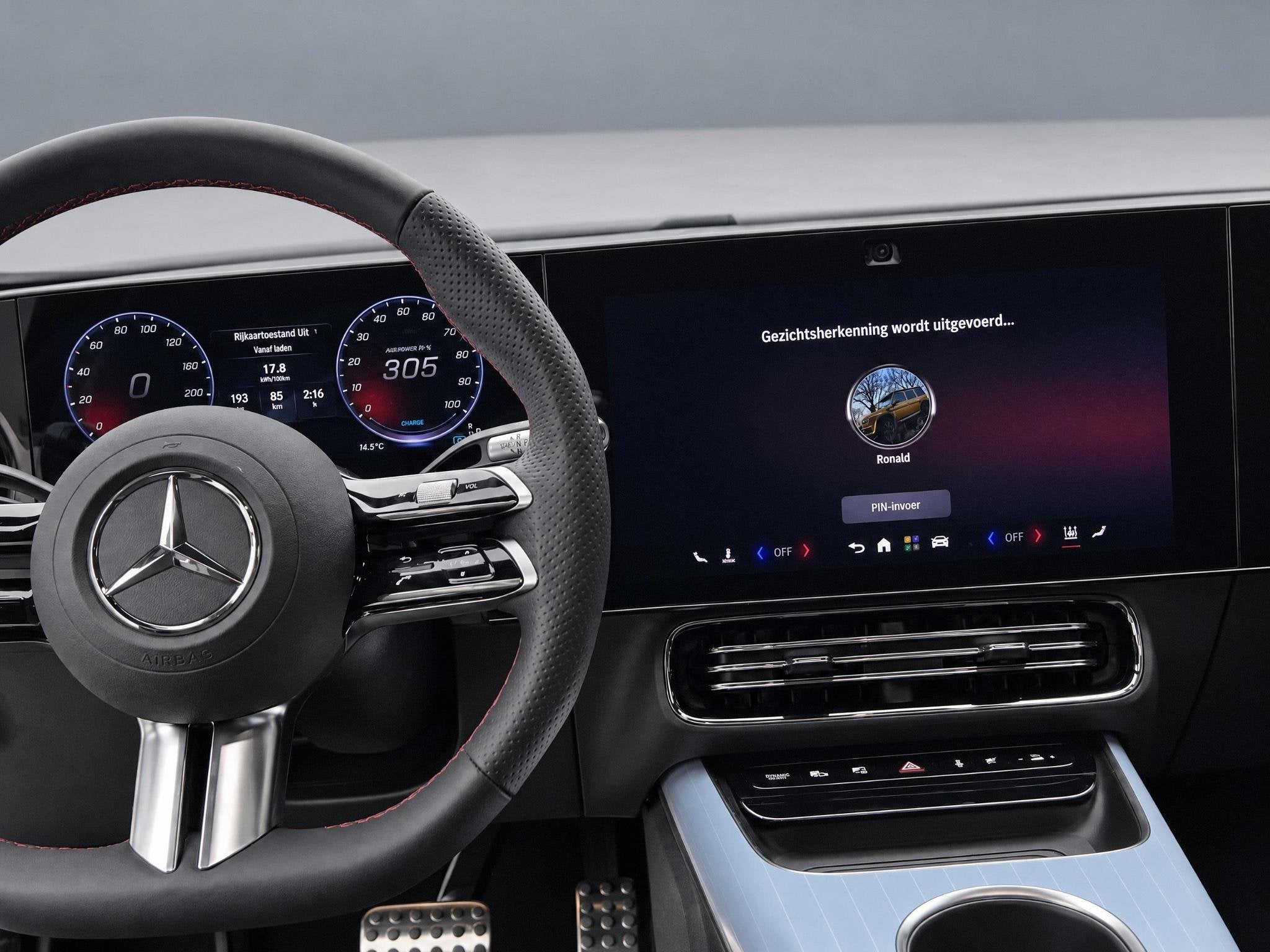 Mercedes-Benz CLA-klasse Shooting Brake 250+ Business Soluti, Auto's, CLA, Achterwielaandrijving, Zwart, Wit