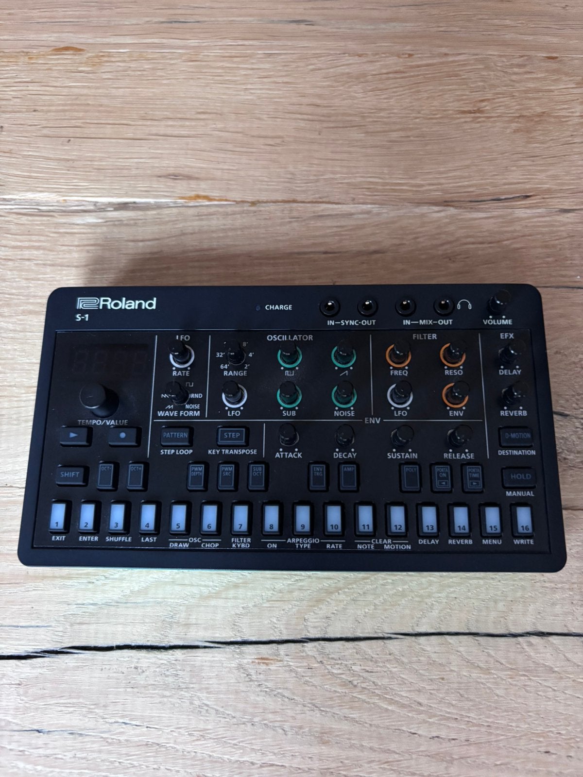 Roland AIRA S-1, Ophalen of Verzenden, Zo goed als nieuw, 61 toetsen, Roland
