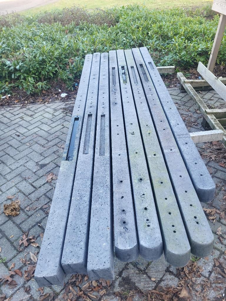 Restpartij beton schutting palen platen antraciet, Tuin en Terras, Palen, Balken en Planken, Ophalen of Verzenden, Nieuw, 250 cm of meer