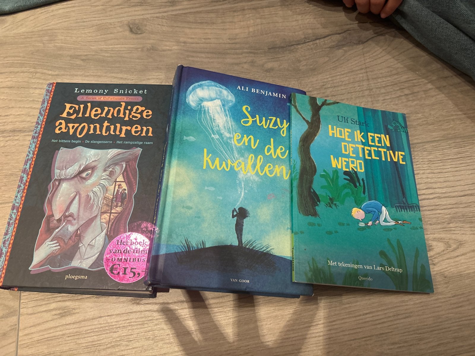 Kinderboeken: Ellendige Avonturen, Suzy en de Kwallen, Detec, Ophalen, Gelezen, Fictie algemeen