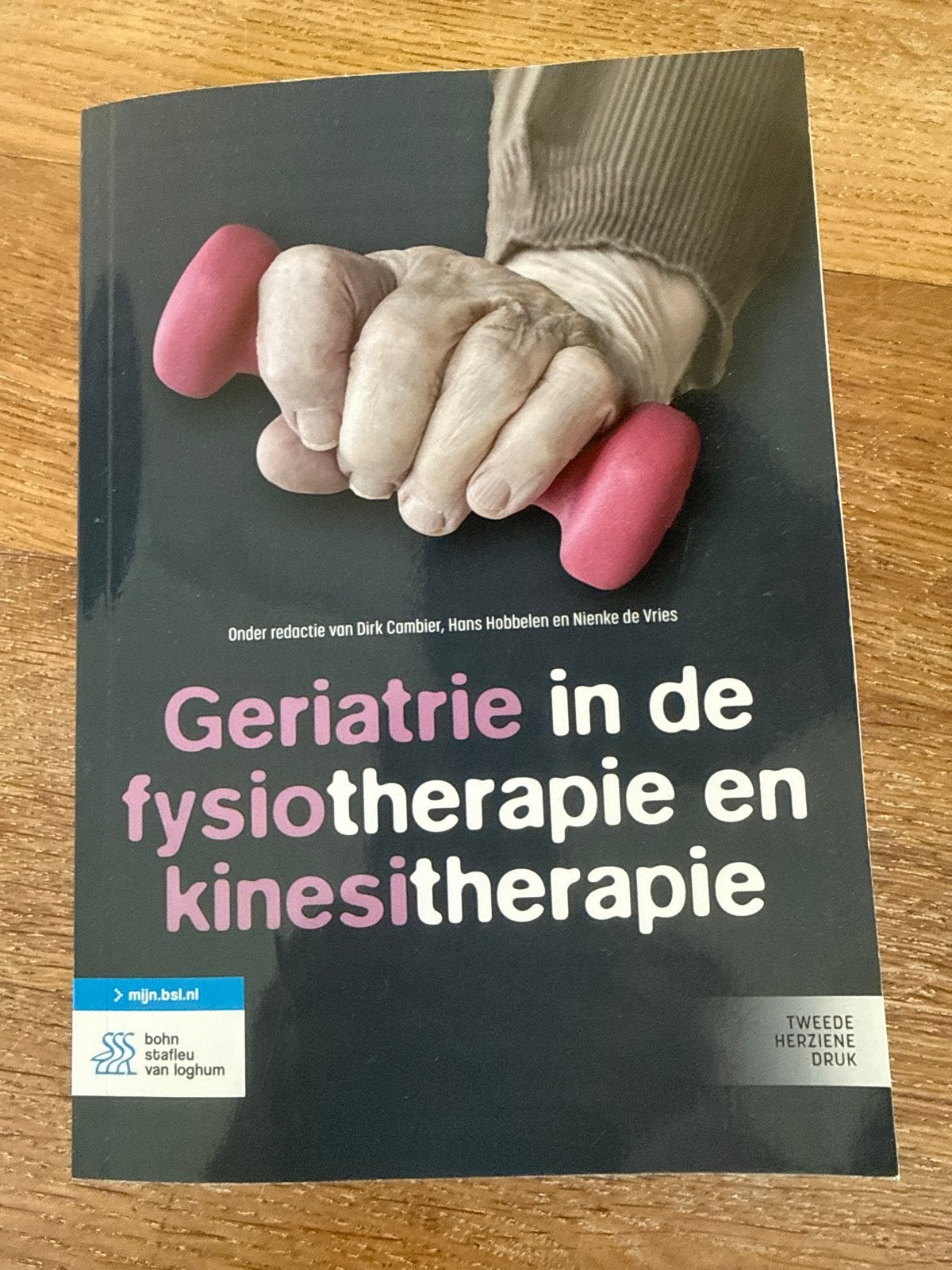 Geriatrie in de fysiotherapie en kinesitherapie -  2e druk, Ophalen of Verzenden, Beta, Nieuw, HBO