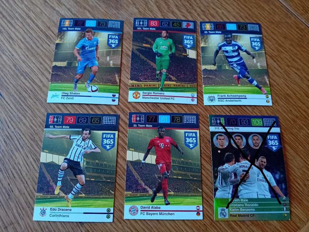 Panini kaartjes FIFA 365 seizoen 2015-2016, Ophalen of Verzenden, Zo goed als nieuw, Buitenlandse clubs, Poster, Plaatje of Sticker