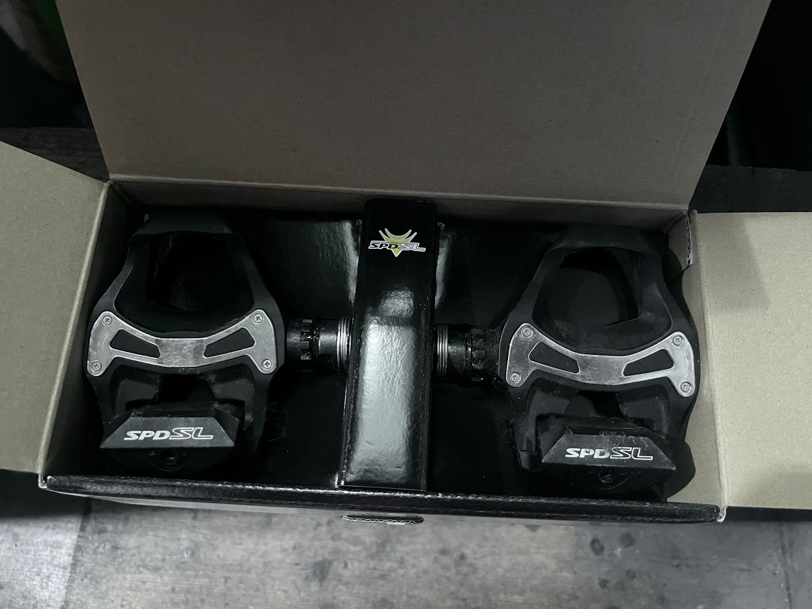 Shimano PD R550 SPD-SL racefiets pedalen, Fietsen en Brommers, Fietsonderdelen, Crankstel of Pedalen, Gebruikt, Verzenden, Aluminium
