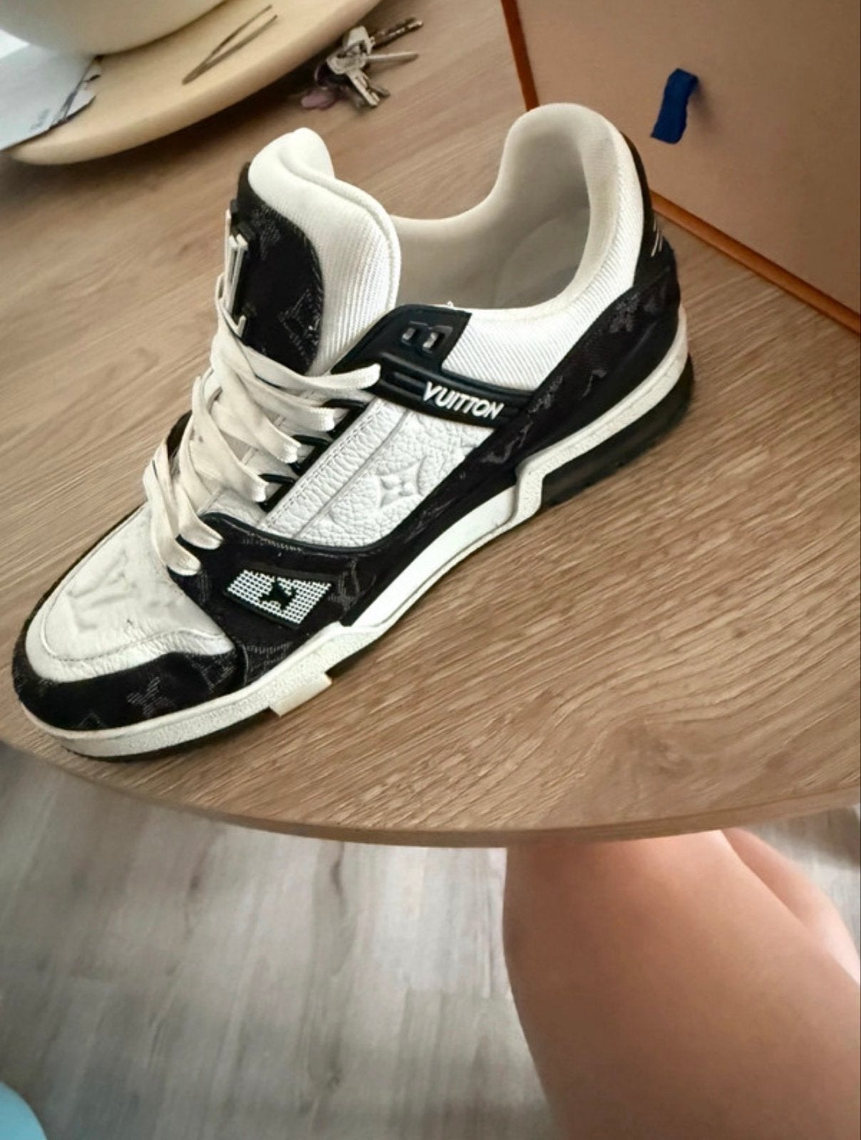 Louis Vuitton Trainer Sneakers Zwart/Wit 39, Kleding | Dames, Schoenen, Gedragen, Sneakers of Gympen, Zwart, Ophalen of Verzenden