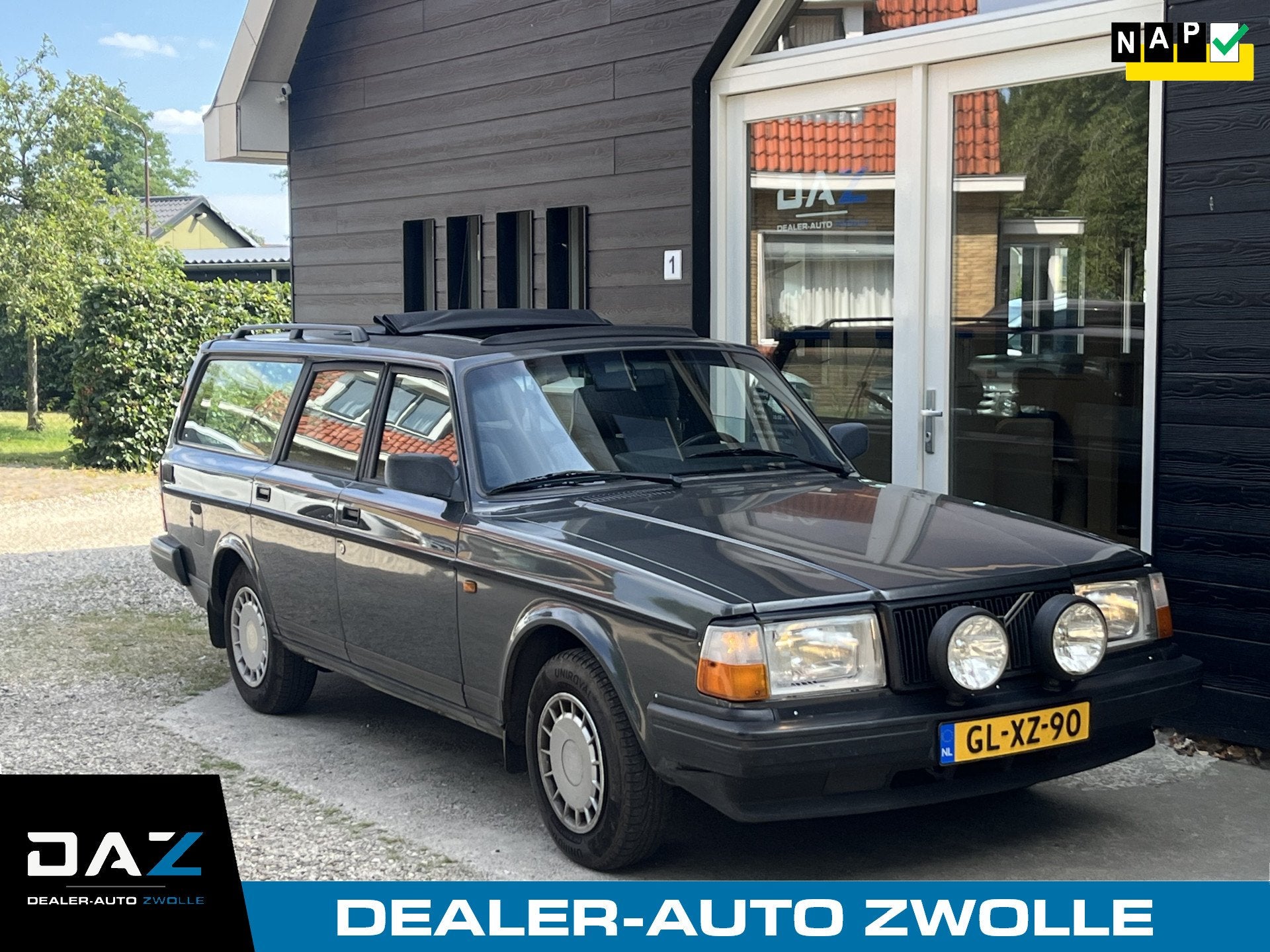 Volvo 240 2.3i Polar Airco/Audio/Lamellen dak/Trekhaak/NAP, Auto's, Origineel Nederlands, Handgeschakeld, Grijs, Volvo