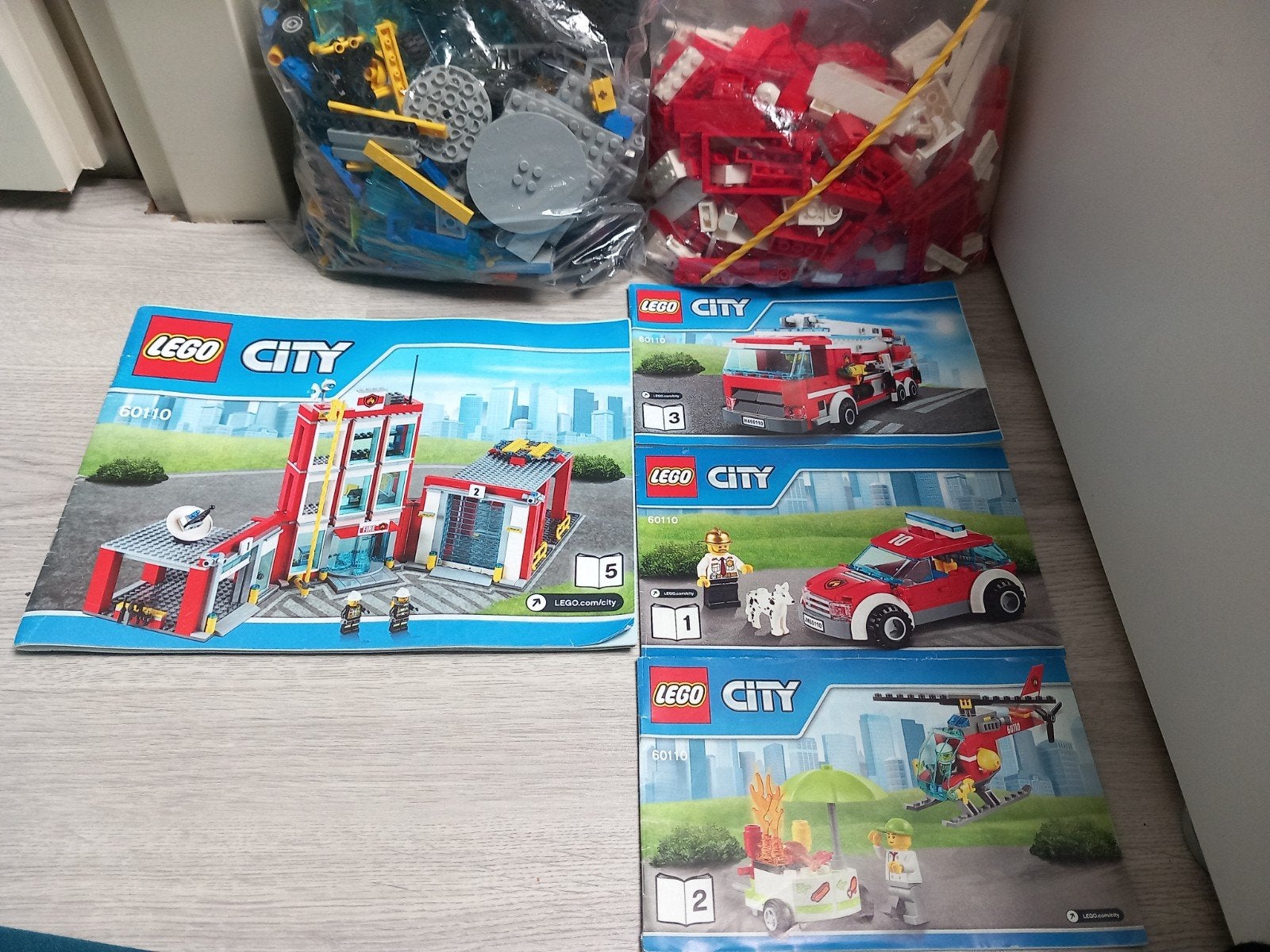 lego city brandweerkazerne 60110, Ophalen of Verzenden, Zo goed als nieuw