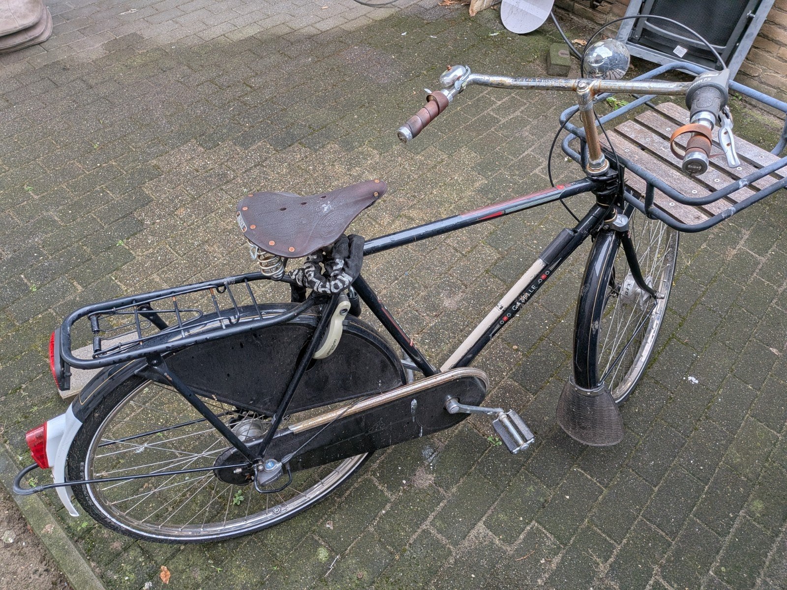 Gazelle Classic fiets met leren zadel en 5 versnellingen, Fietsen en Brommers, Ophalen, Terugtraprem, Gebruikt, Versnellingen