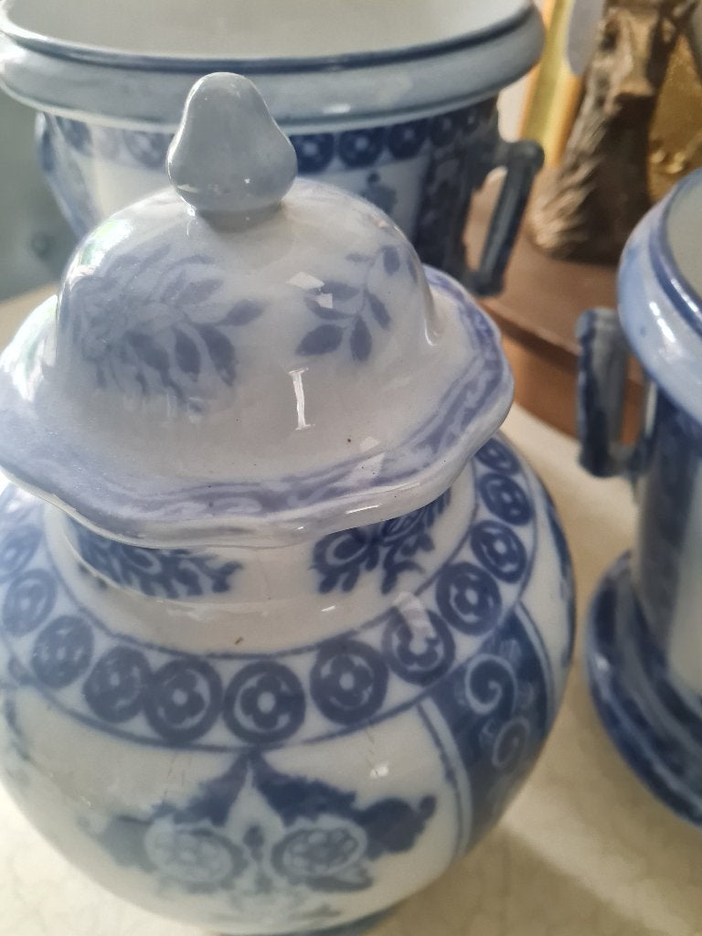 Antieke deksel vaas merk Petrus Regout, Antiek en Kunst, Ophalen of Verzenden