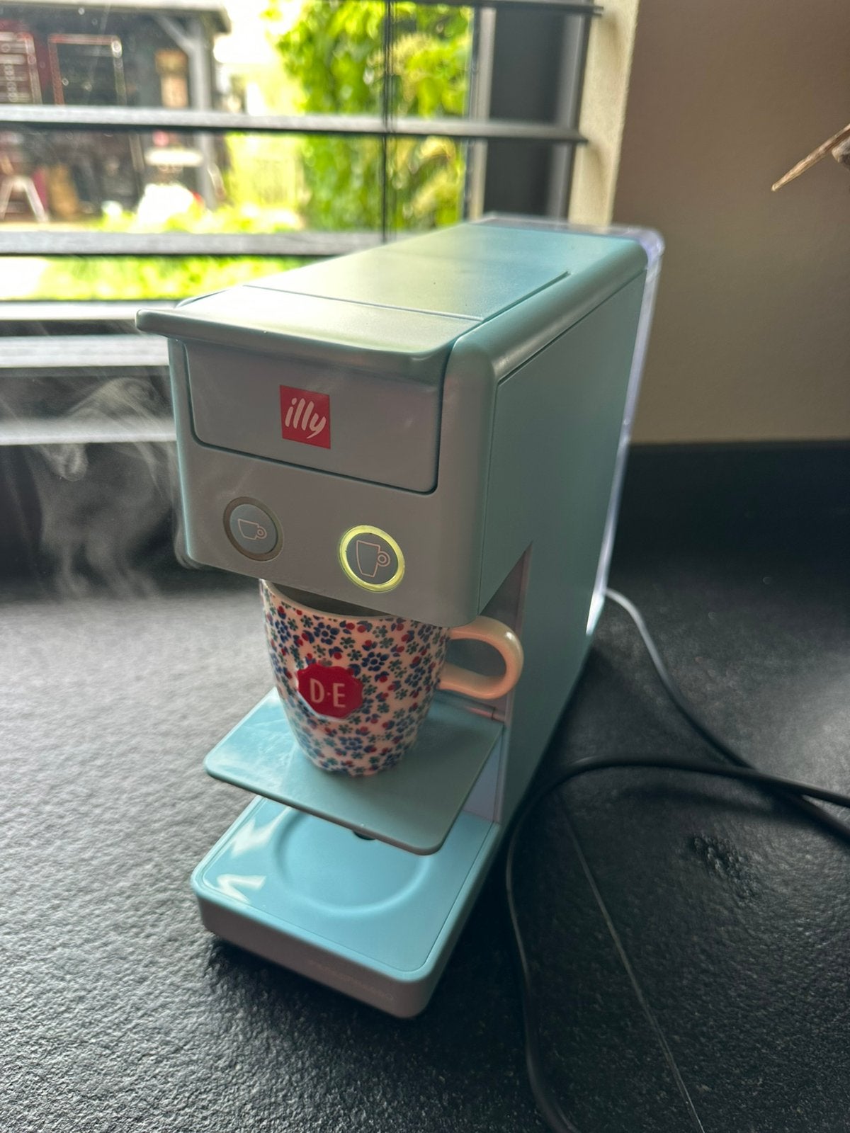 Illy Iperespresso Koffiemachine - Lichtblauw & Compact, Koffiepads en cups, S, Espresso apparaat, Ophalen of Verzenden