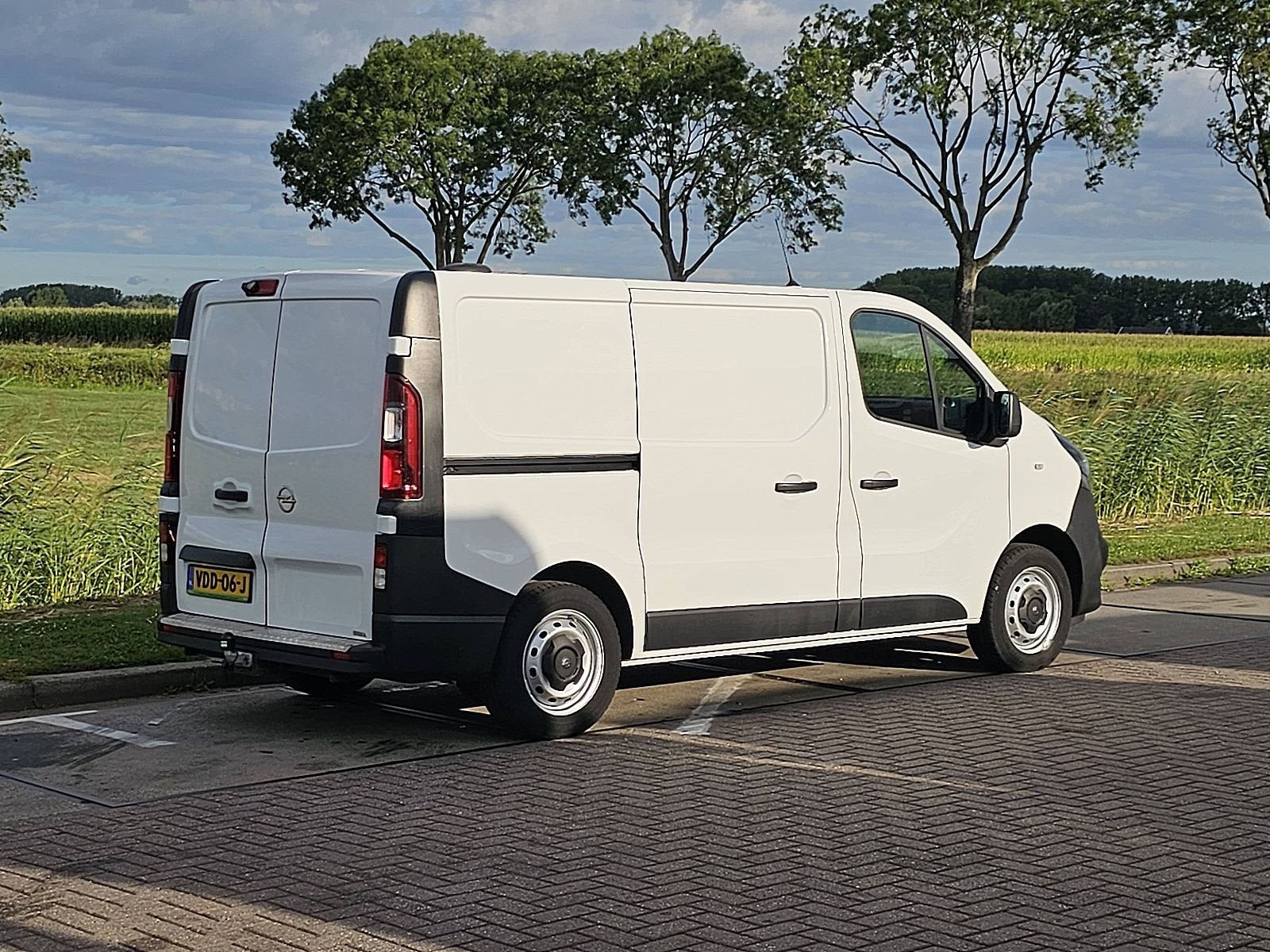 OPEL VIVARO 1.6 l1 navi trekhaak nap, 125 pk, Gebruikt, Euro 6, Wit