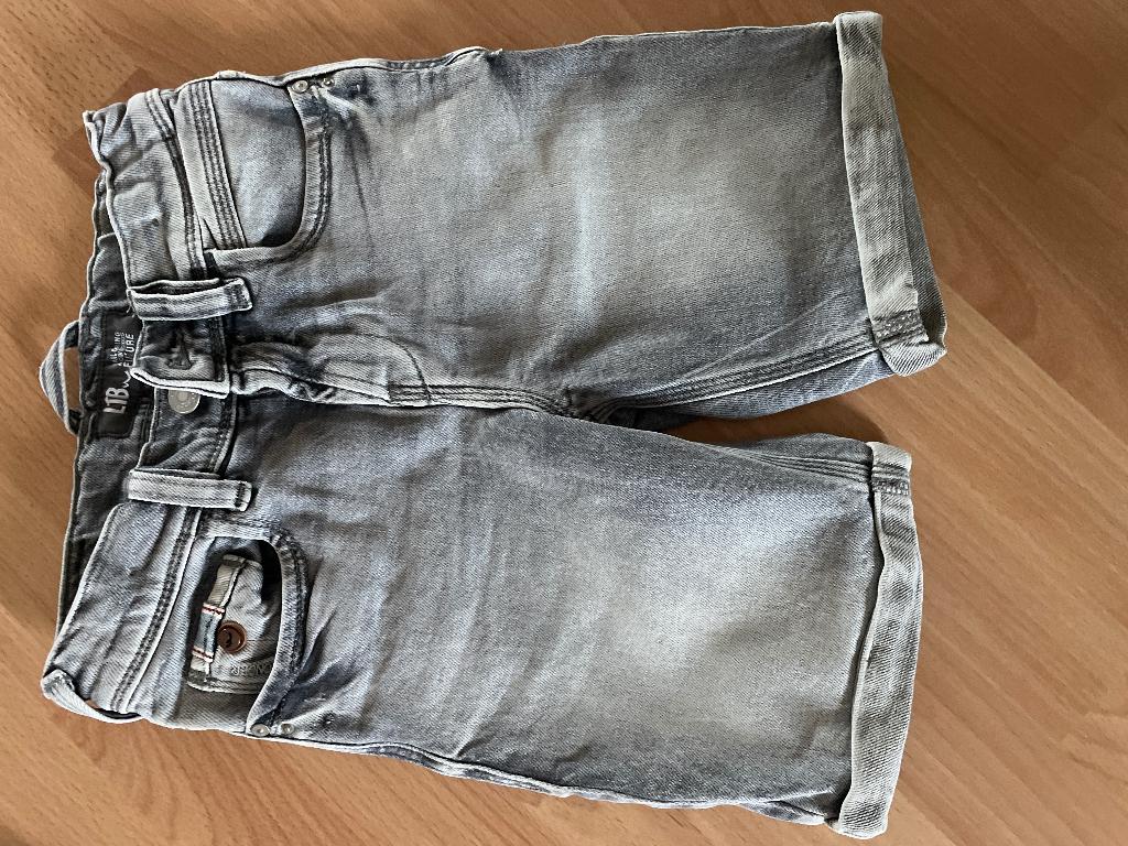 Short jongens jeans LTB 134 nieuw, LTB, Nieuw, Ophalen of Verzenden, Jongen
