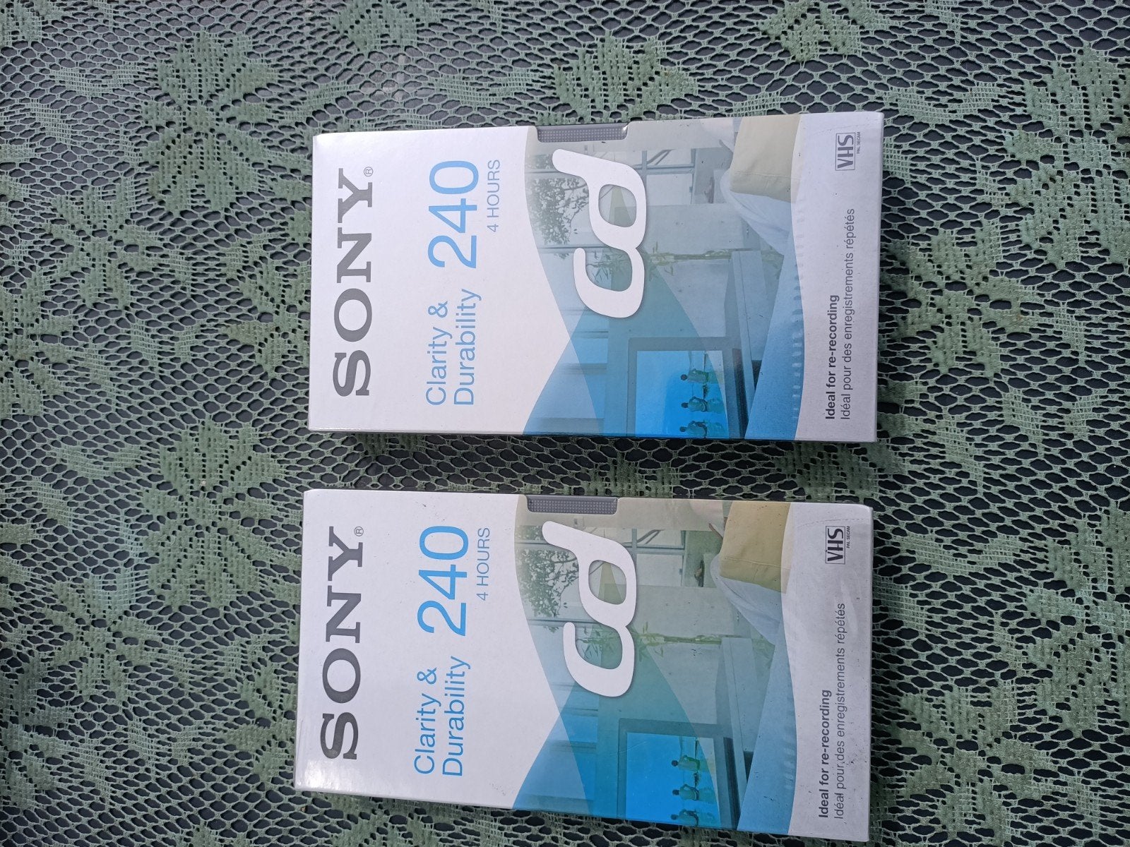 2x Sony VHS Cassette 240 min - Nieuw in verpakking, Ophalen of Verzenden, Nieuw in verpakking