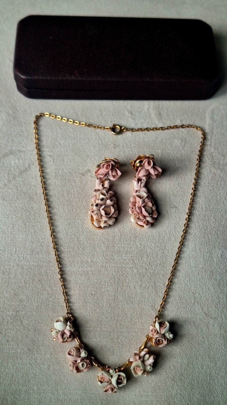Vintage Parure Sieradenset – Porseleinen Bloemen Goudkleurig, Sieraden, Tassen en Uiterlijk, Ophalen of Verzenden, Overige materialen