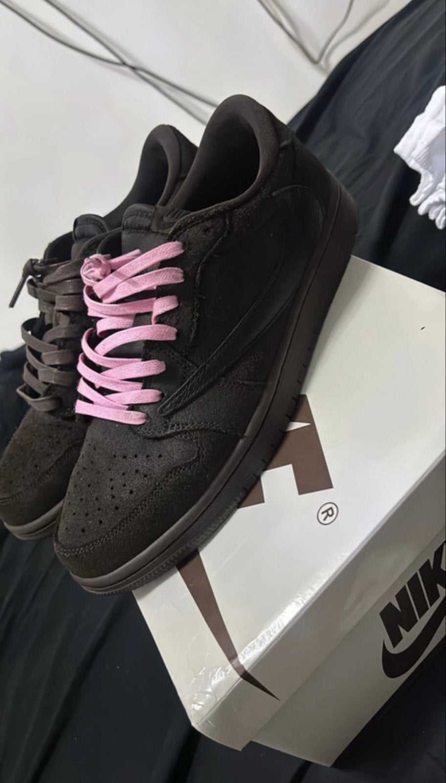 Nike Air Jordan 1 Low Travis Scott Black Phantom, Ophalen of Verzenden, Zo goed als nieuw, Zwart, Sneakers of Gympen