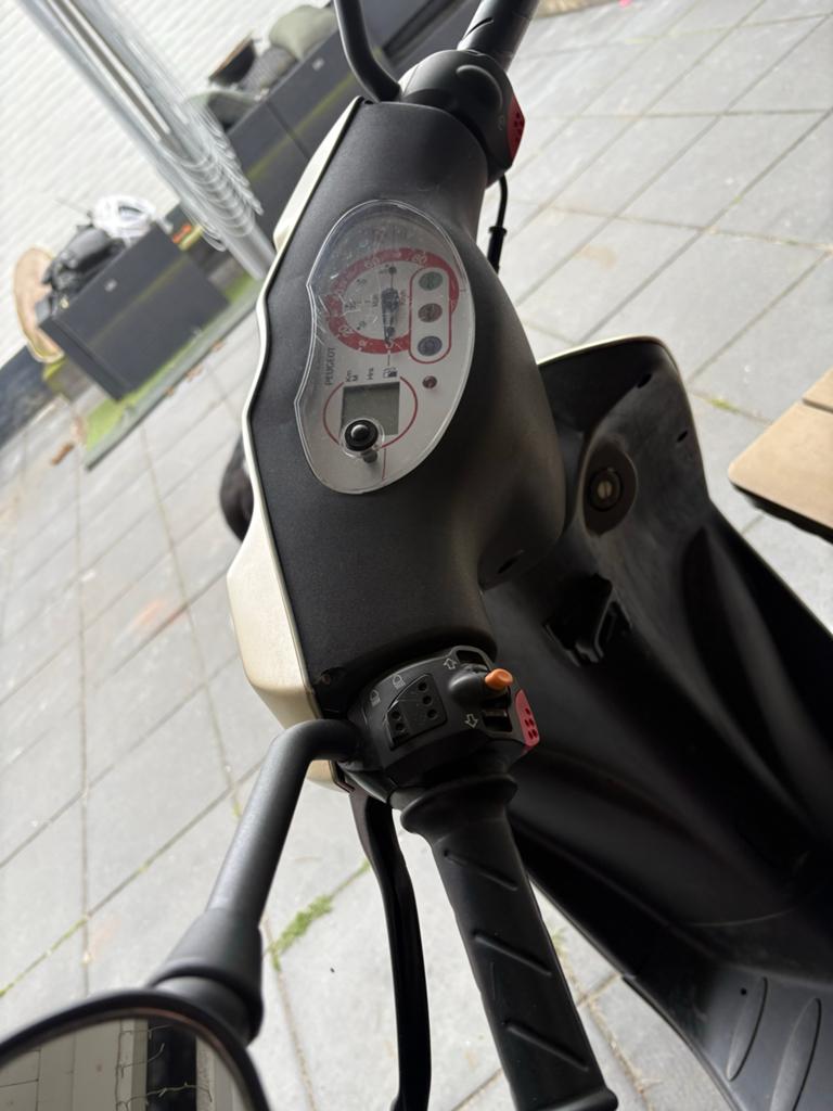 Gebruikte Peugeot Vivacity Scooter - App voor info!, Fietsen en Brommers, Brommers | Peugeot, Ophalen, Gebruikt, Overige modellen