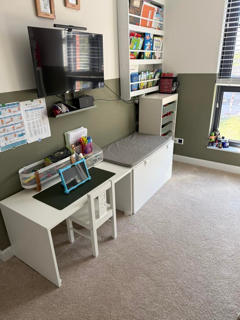 İkea ladekast, stoel en werktafel(bureau), Ophalen, Zo goed als nieuw, Tafel(s) en Stoel(en)