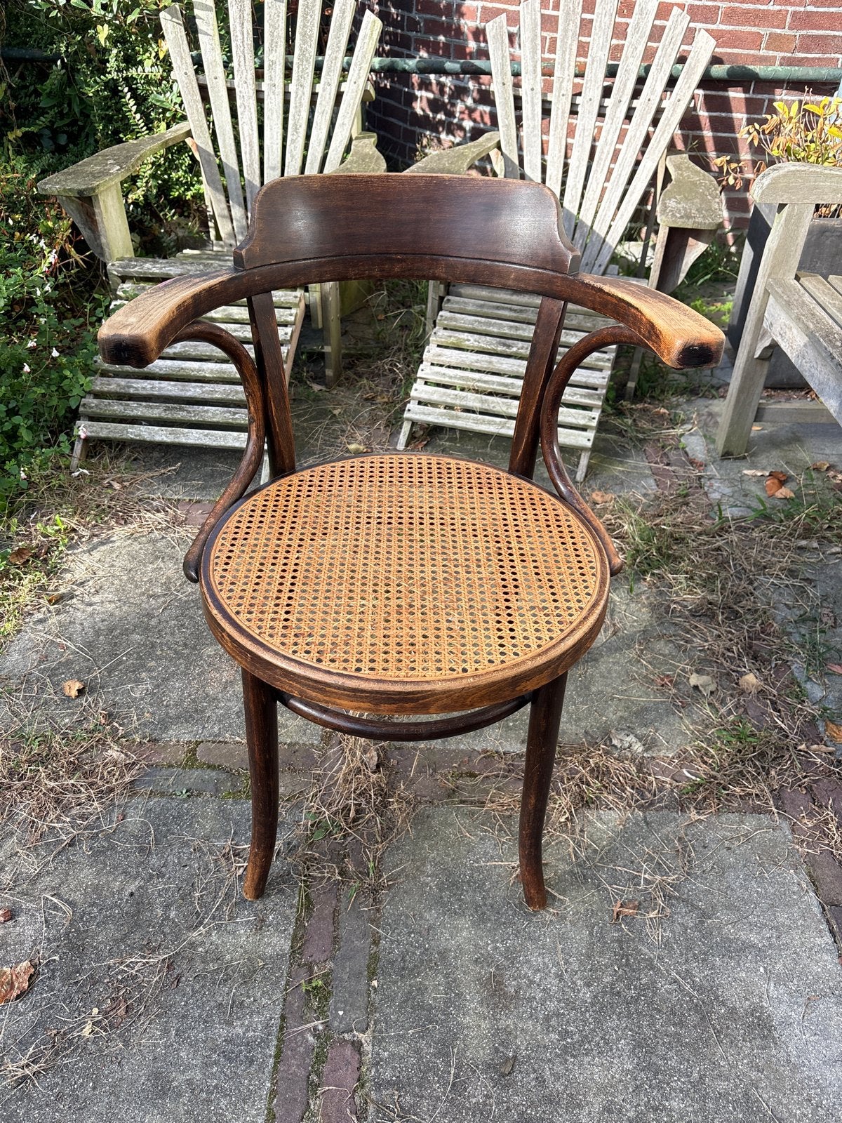 Antieke Thonet stoel met rotan zitting, Ophalen