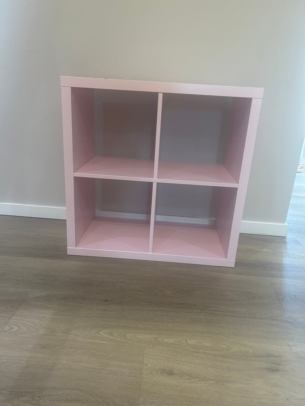 Ikea kallax vakkenkast roze, Ophalen, Zo goed als nieuw