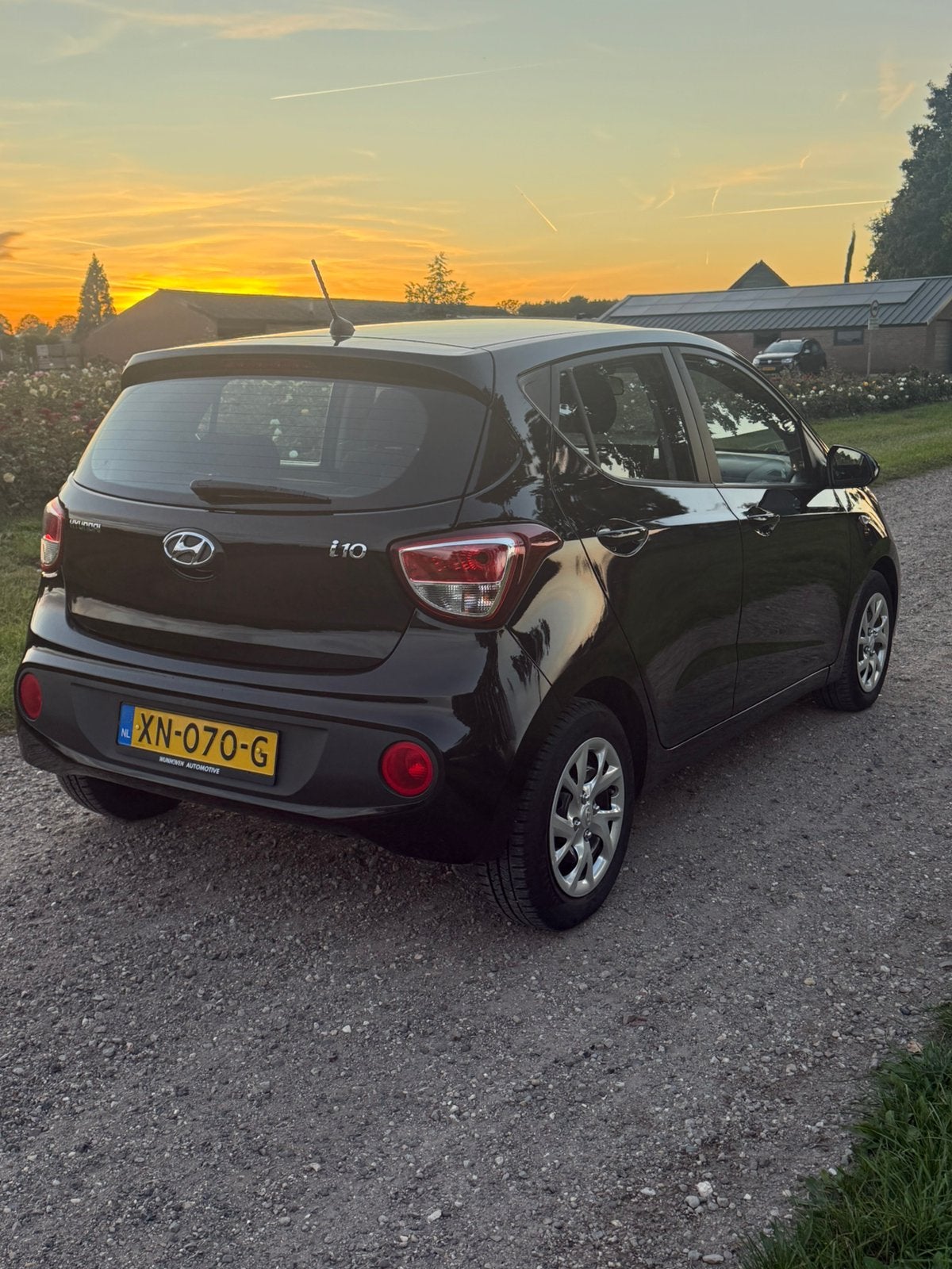 Foto 6 van Hyundai i10 1.0i 66pk 2019 Zwart