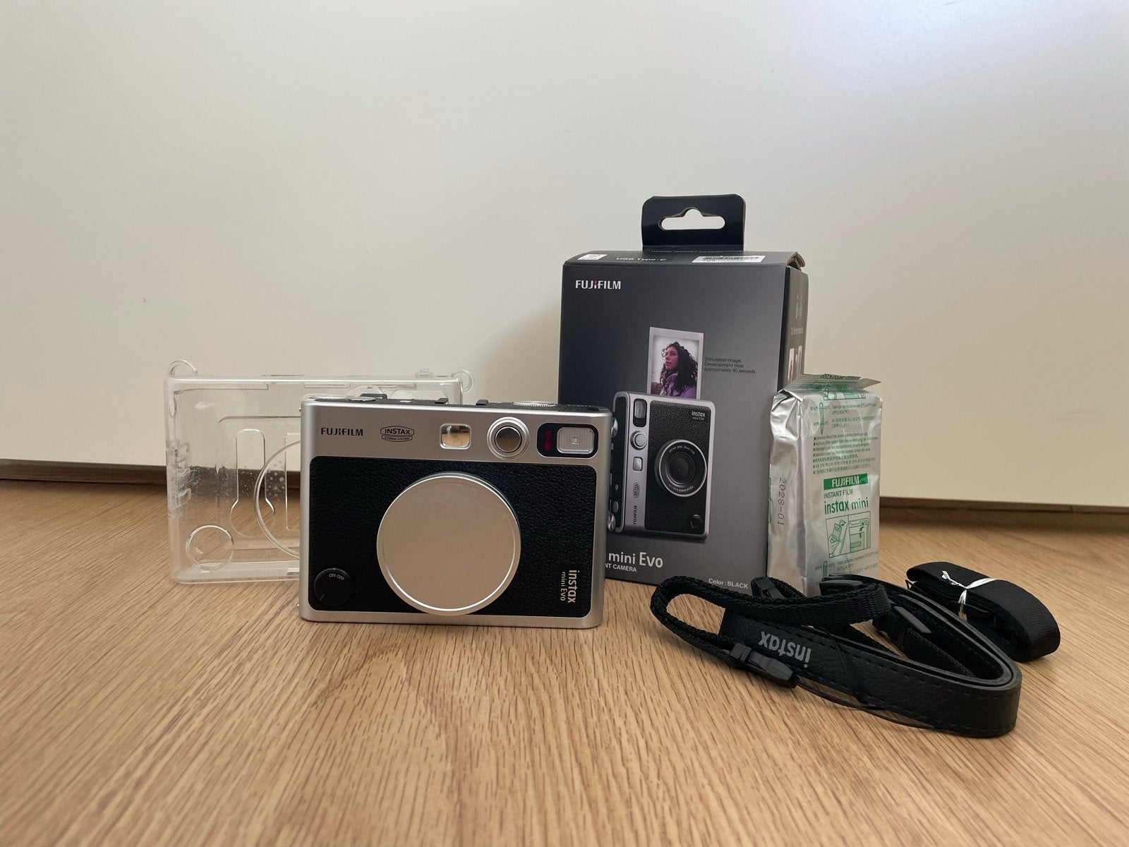 Fuji Instax Mini Evo met accessoires en 10 foto's, Audio, Tv en Foto, Fotocamera's Digitaal, Instant camera, Ophalen of Verzenden