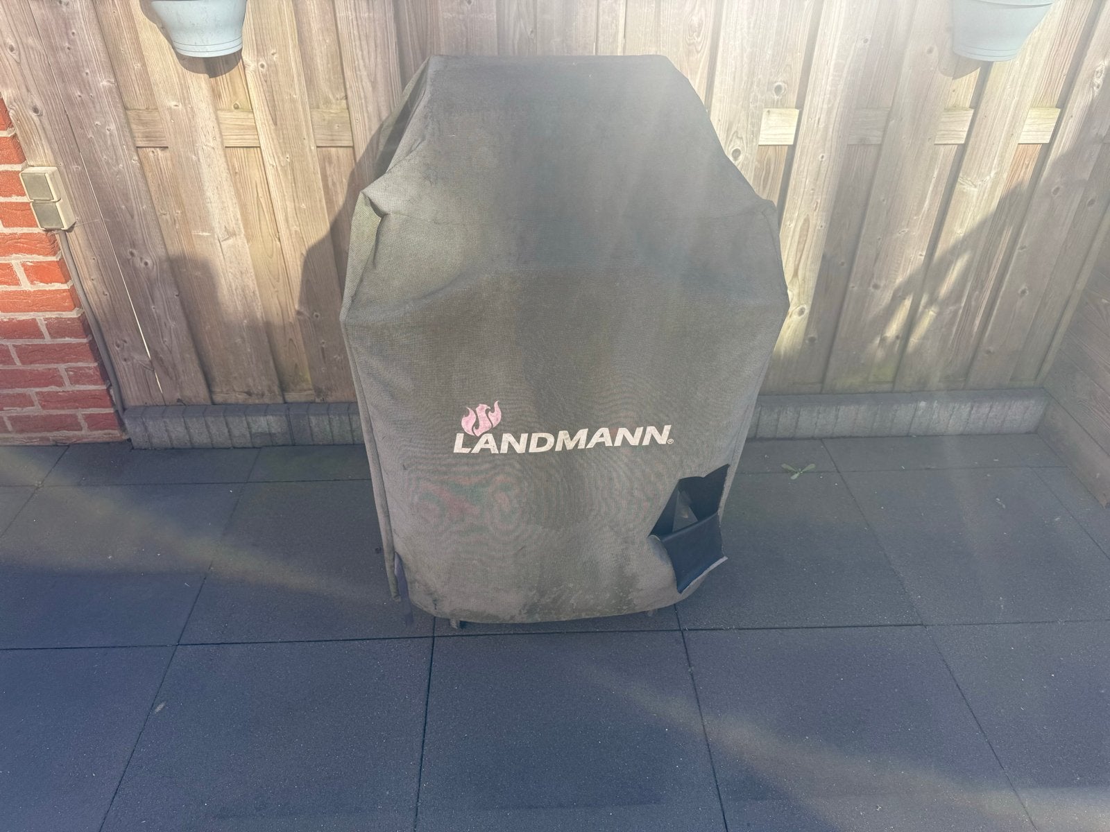 Landmann Triton BBQ gasbarbecue met hoes, Ophalen, Gebruikt