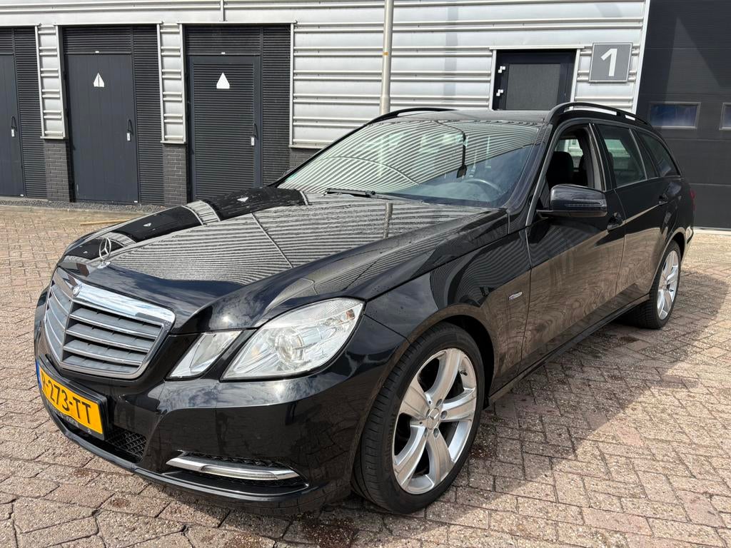 Mercedes-Benz E-Klasse 2.2 CDI E250 Estate 2011 Zwart, Auto's, Mercedes-Benz, Achterwielaandrijving, Zwart, 19 km/l, 204 pk