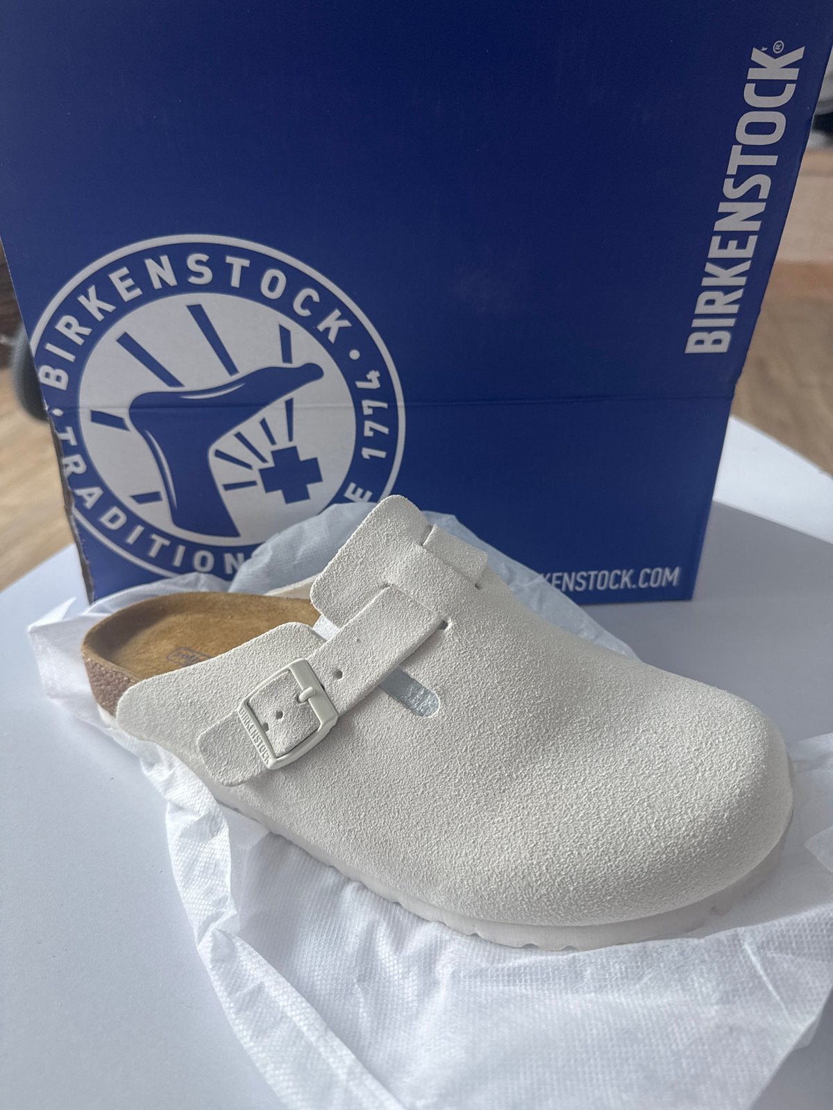 Birkenstock Boston Clogs - Nieuw in doos, maat 41, Kleding | Dames, Schoenen, Ophalen of Verzenden, Nieuw, Beige, Instappers