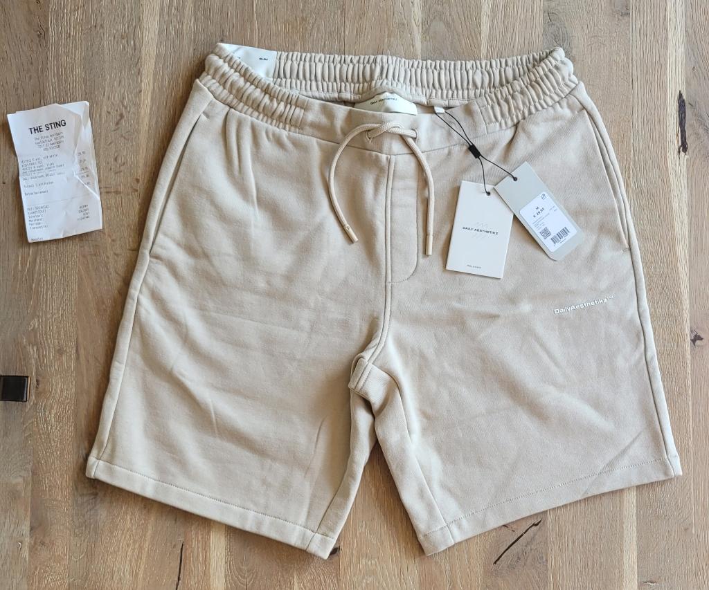 Daily Aesthetikz jogger short van The Sting - Sand - maat M, Maat 48/50 (M), Beige, Nieuw, Ophalen of Verzenden
