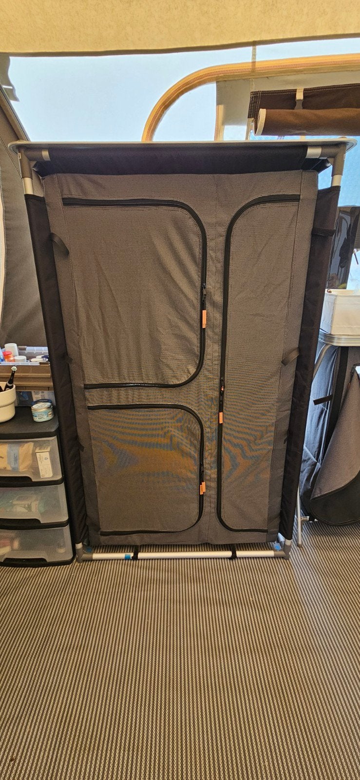 Obelink Avignon campingkast - Zo goed als nieuw!, Ophalen, Zo goed als nieuw