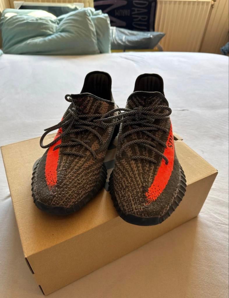 Yeezy Boost 350 V2 HQ7045 - Maat 43 1/3 (US 9.5), Overige kleuren, Ophalen of Verzenden, Sneakers of Gympen, Zo goed als nieuw