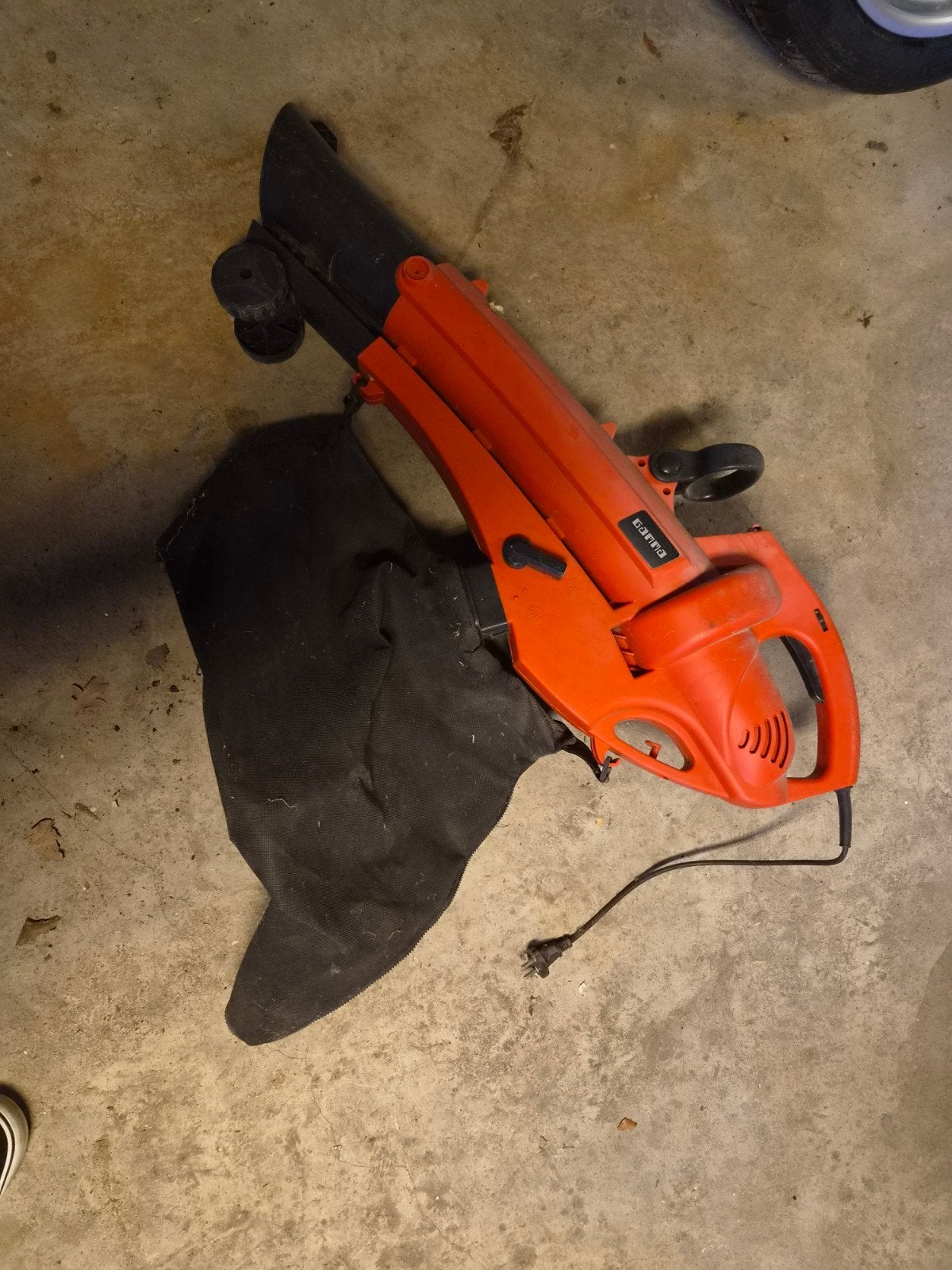 Bladblazer met Zuigfunctie en Opvangzak, Ophalen, Gebruikt, Met opvangzak, Handgedragen