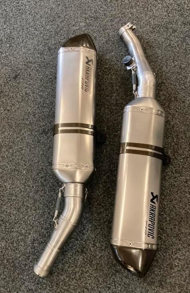 Zeer nette Akrapovic dempers met attest FJR-1300, Motoren, Onderdelen | Yamaha, Ophalen, Gebruikt