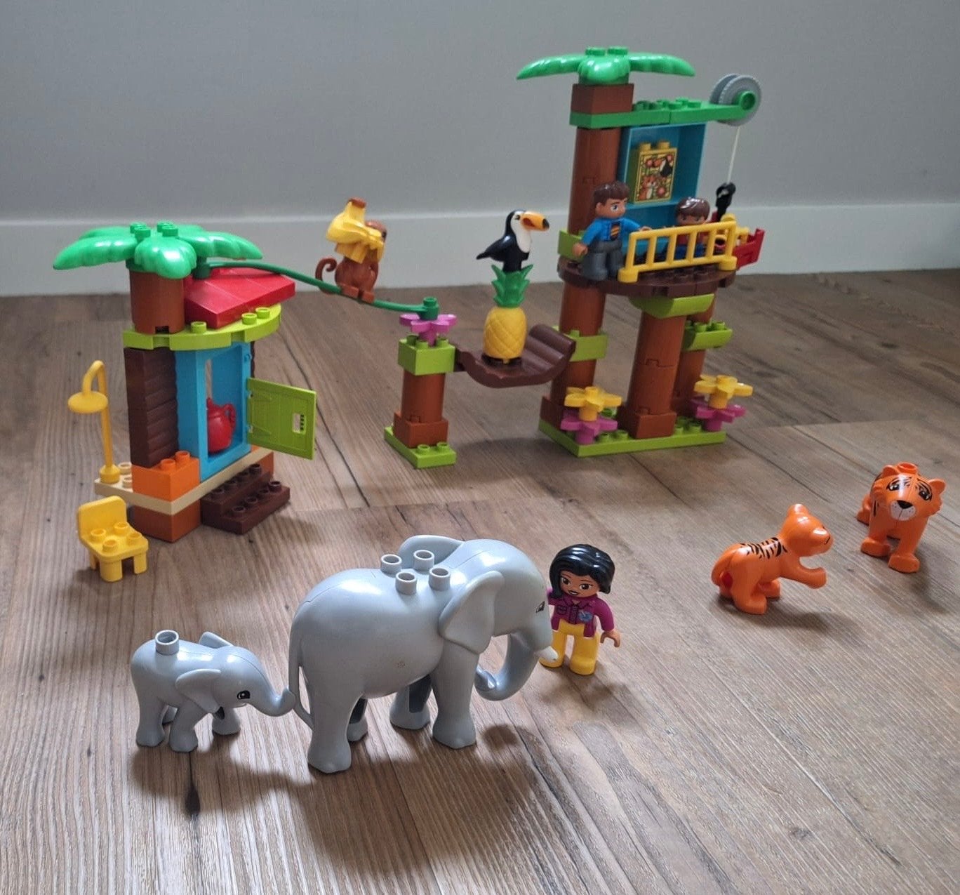 LEGO Duplo Tropisch Eiland met olifanten en tijgers, Kinderen en Baby's, Ophalen, Zo goed als nieuw, Duplo, Compleet