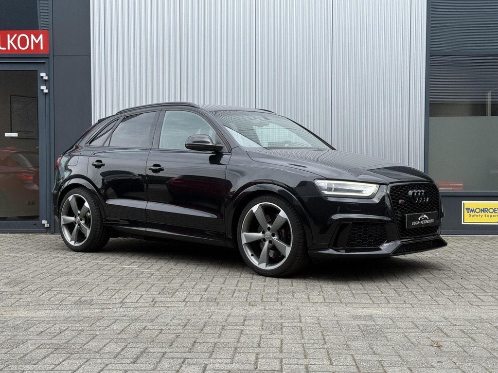 Audi RS Q3 2.5 TFSI RS Q3 quattro, Auto's, Euro 5, Gebruikt, Zwart, Zwart