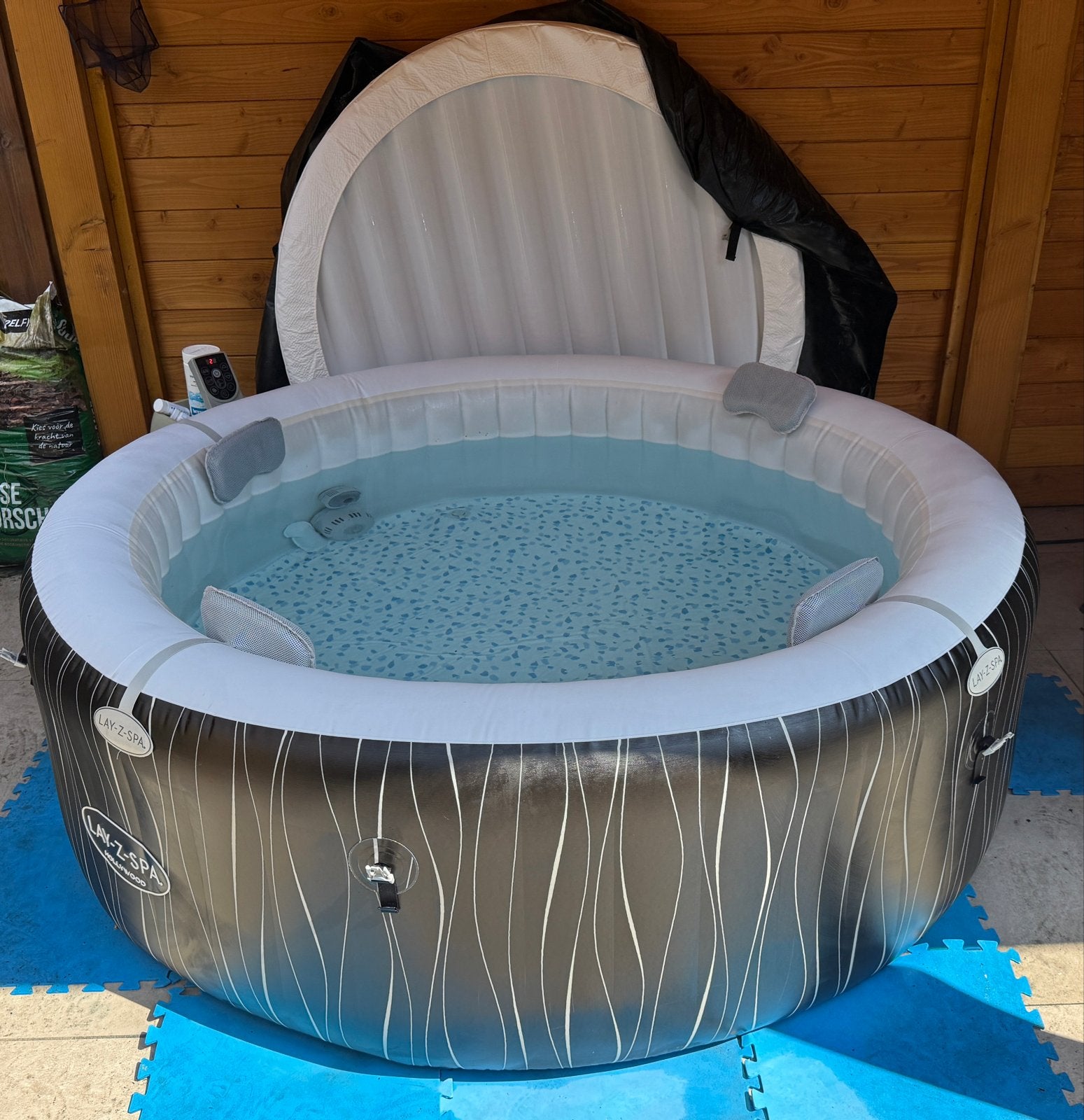 Lay-Z-Spa Hollywood met LED, incl. filters en chemicaliën, Tuin en Terras, Zwembaden, Ophalen, Minder dan 80 cm, Opblaaszwembad