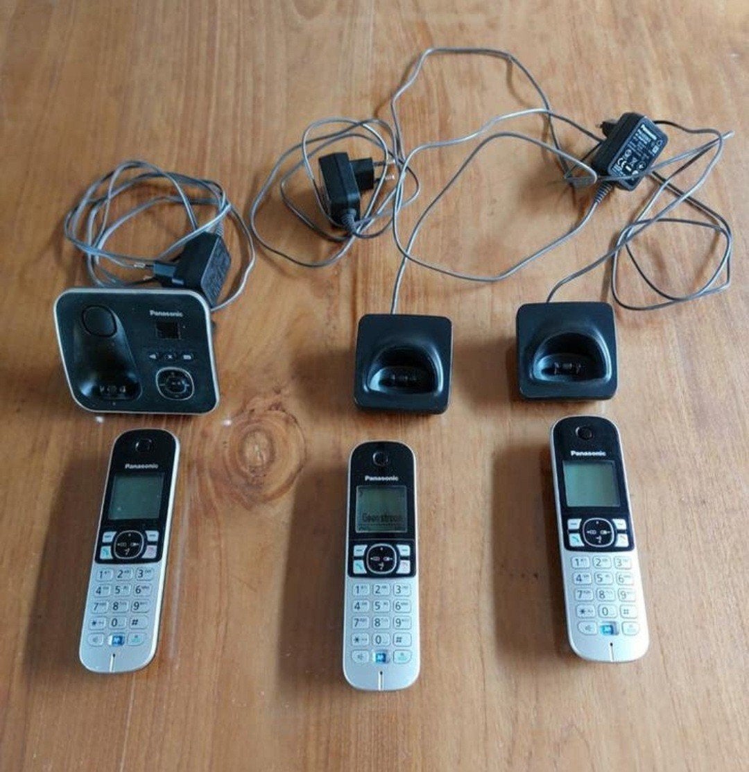 Panasonic hele telefoon set., Ophalen, 2 handsets