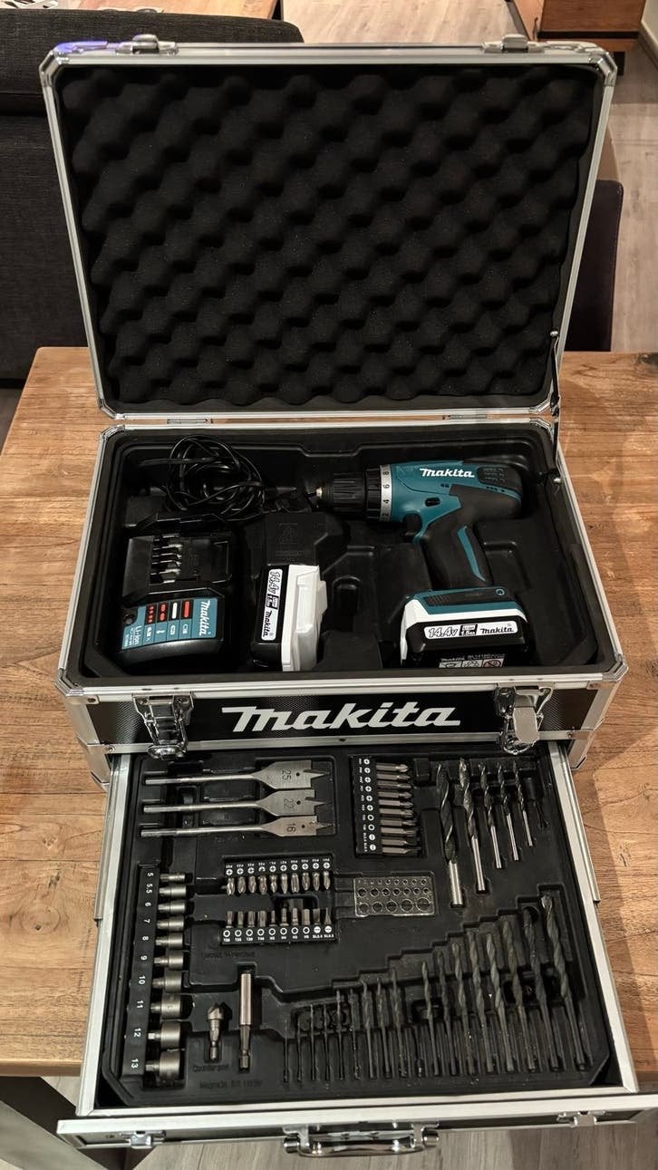 Makita DF347D Accuboormachine met Koffer en Accessoires, Gebruikt, Variabele snelheid, Ophalen of Verzenden, Boor- en Schroefmachine
