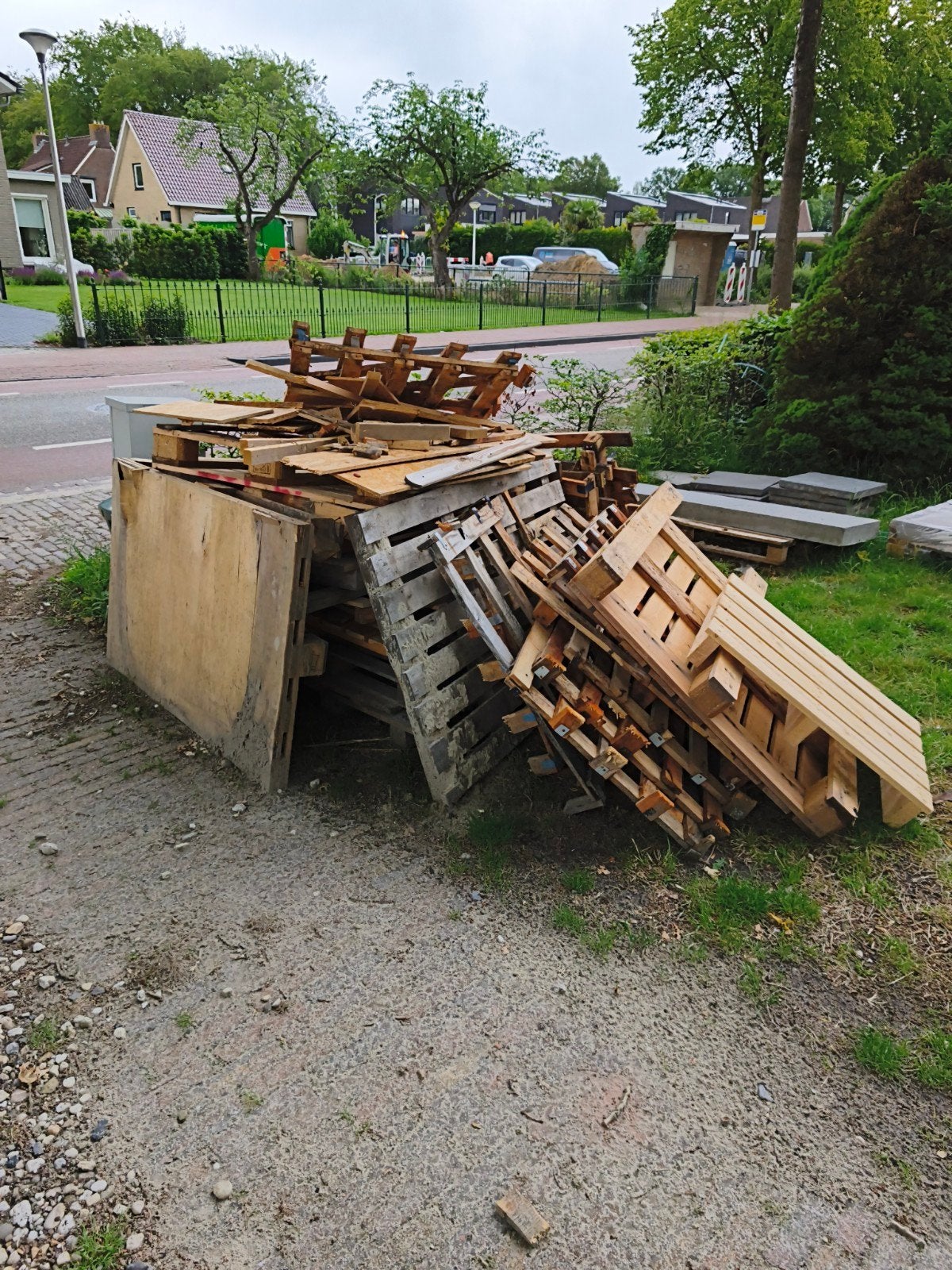 Brandhout, gratis!, Tuin en Terras, Haardhout, Minder dan 3 m³, Ophalen